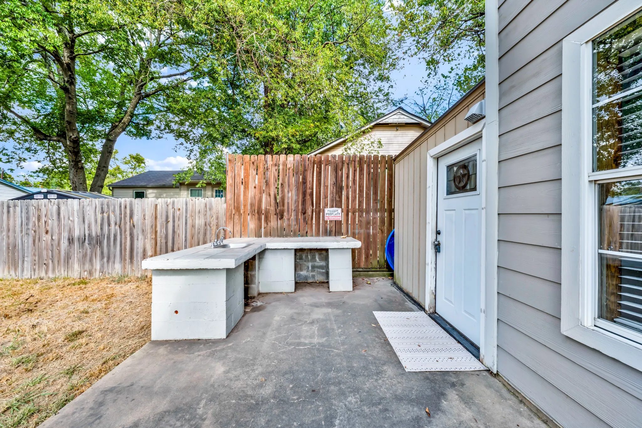 Single Family Residence For Sale in Hopkins County , 716 Brinker Street, Sulphur Springs, Texas 75482, 2 Bedroom, 2 Bathroom, Garage spaces, 1,200 Sqft, built in 2013, mls#21380291, Real Estate Agent in Sulphur Springs, Homes For Sale in Hopkins county, Homes For Sale in Sulphur Springs, Realtor in Sulphur Springs Texas, Real Estate Brokerage Independent Realty Texas, Luminita Cordes Realtor