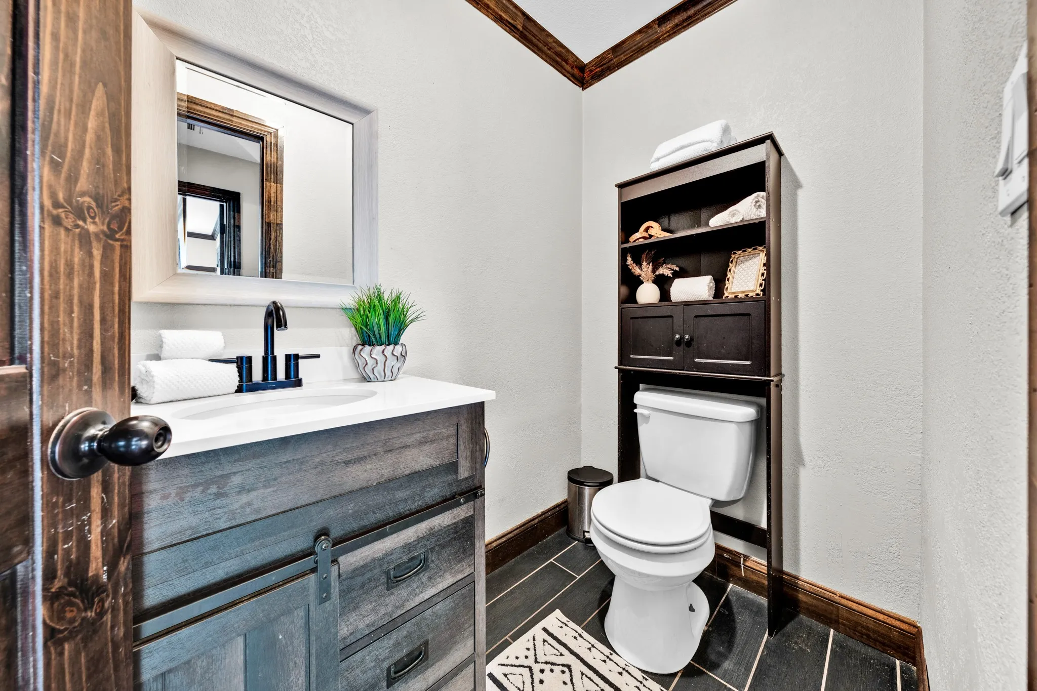 Single Family Residence For Sale in Hopkins County , 716 Brinker Street, Sulphur Springs, Texas 75482, 2 Bedroom, 2 Bathroom, Garage spaces, 1,200 Sqft, built in 2013, mls#21380291, Real Estate Agent in Sulphur Springs, Homes For Sale in Hopkins county, Homes For Sale in Sulphur Springs, Realtor in Sulphur Springs Texas, Real Estate Brokerage Independent Realty Texas, Luminita Cordes Realtor