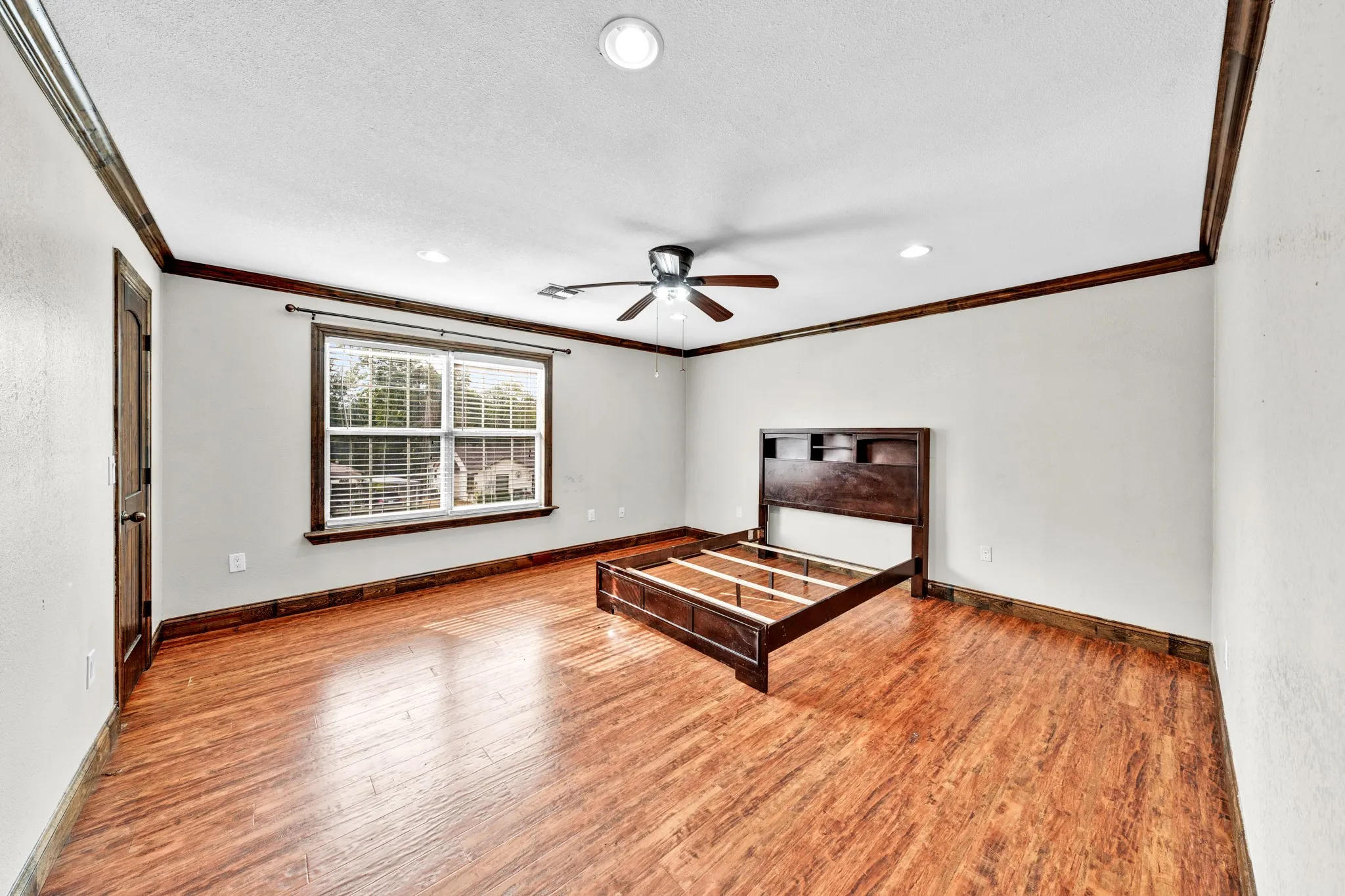Single Family Residence For Sale in Hopkins County , 716 Brinker Street, Sulphur Springs, Texas 75482, 2 Bedroom, 2 Bathroom, Garage spaces, 1,200 Sqft, built in 2013, mls#21380291, Real Estate Agent in Sulphur Springs, Homes For Sale in Hopkins county, Homes For Sale in Sulphur Springs, Realtor in Sulphur Springs Texas, Real Estate Brokerage Independent Realty Texas, Luminita Cordes Realtor