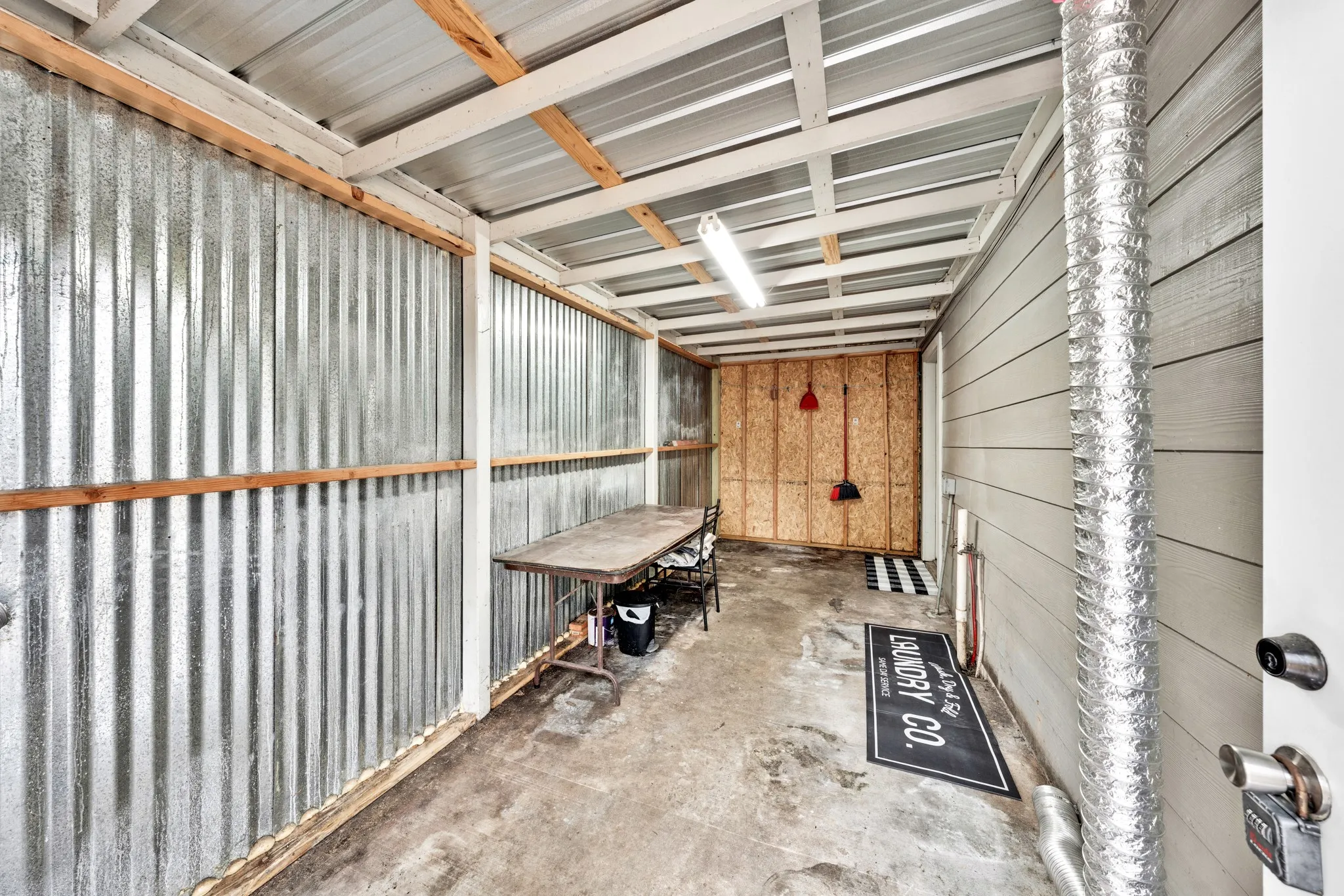 Single Family Residence For Sale in Hopkins County , 716 Brinker Street, Sulphur Springs, Texas 75482, 2 Bedroom, 2 Bathroom, Garage spaces, 1,200 Sqft, built in 2013, mls#21380291, Real Estate Agent in Sulphur Springs, Homes For Sale in Hopkins county, Homes For Sale in Sulphur Springs, Realtor in Sulphur Springs Texas, Real Estate Brokerage Independent Realty Texas, Luminita Cordes Realtor