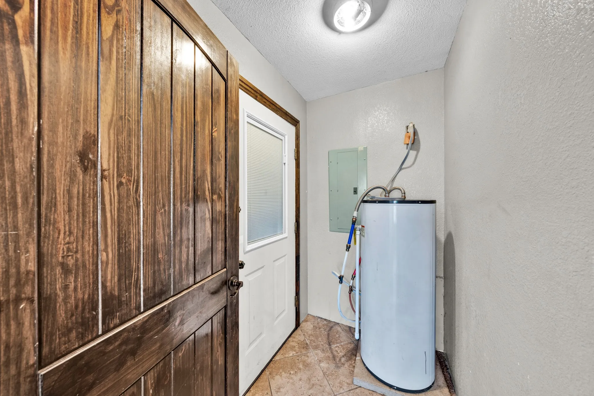 Single Family Residence For Sale in Hopkins County , 716 Brinker Street, Sulphur Springs, Texas 75482, 2 Bedroom, 2 Bathroom, Garage spaces, 1,200 Sqft, built in 2013, mls#21380291, Real Estate Agent in Sulphur Springs, Homes For Sale in Hopkins county, Homes For Sale in Sulphur Springs, Realtor in Sulphur Springs Texas, Real Estate Brokerage Independent Realty Texas, Luminita Cordes Realtor