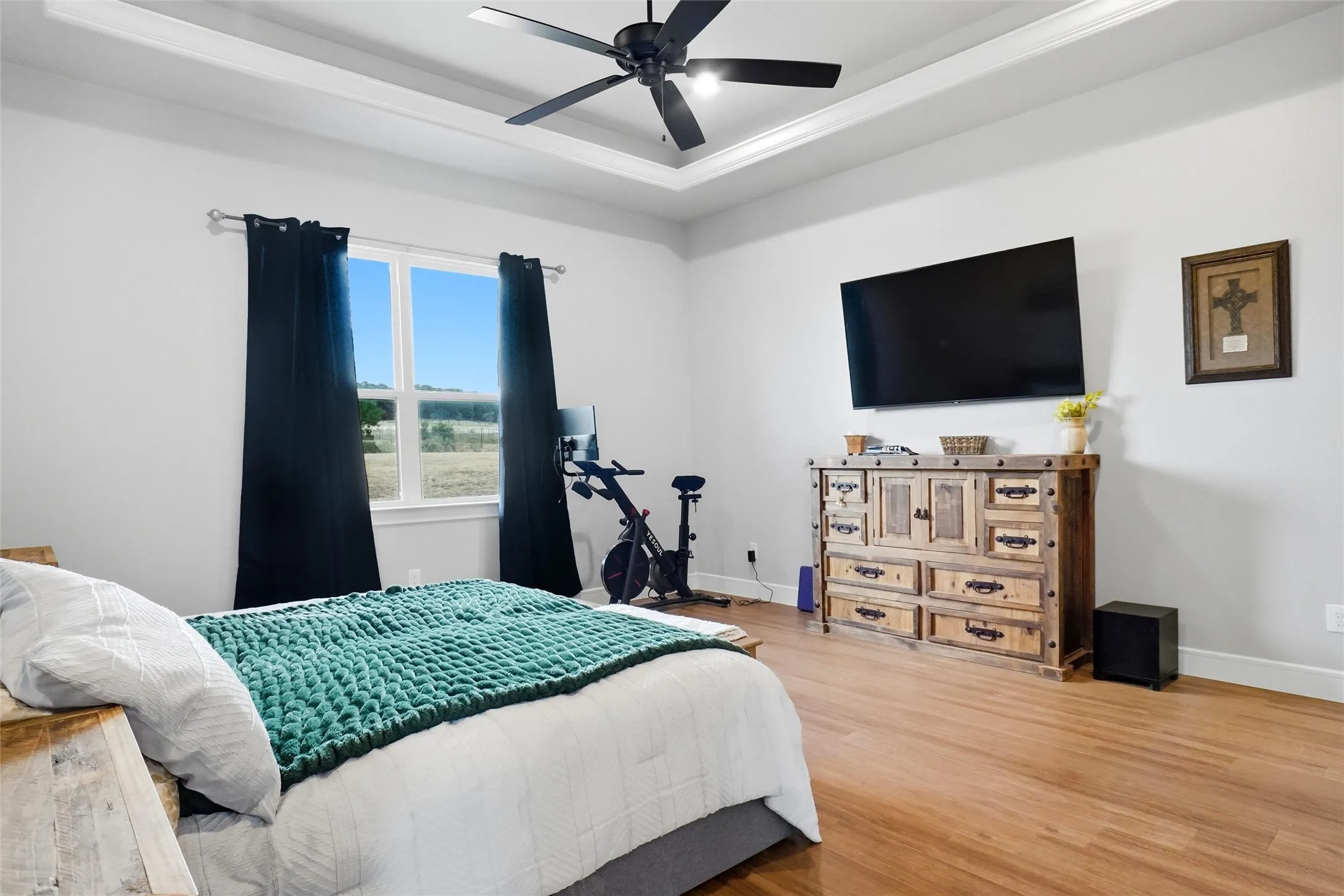Single Family Residence For Sale in Parker County , 1015 Louise Lane, Weatherford, Texas 76087, 4 Bedroom, 3 Bathroom, 3 Garage spaces, 2,725 Sqft, built in 2021, mls#21384593, Real Estate Agent in Weatherford, Homes For Sale in Parker county, Homes For Sale in Weatherford, Realtor in Weatherford Texas, Real Estate Brokerage Independent Realty Texas, Luminita Cordes Realtor