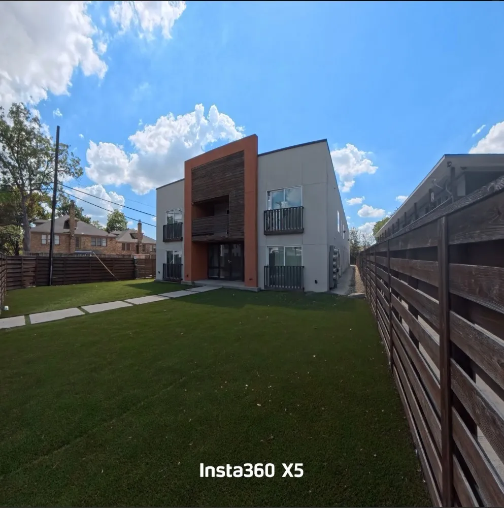 Apartment For Rent in Dallas County , 1415 Bennett Avenue 208, Dallas, Texas 75206, 1 Bedroom, 1 Bathroom, Garage spaces, 4,153 Sqft, built in 1957, mls#21385421, Real Estate Agent in Dallas, Homes For Rent in Dallas county, Homes For Rent in Dallas, Realtor in Dallas Texas, Real Estate Brokerage Independent Realty Texas, Luminita Cordes Realtor
