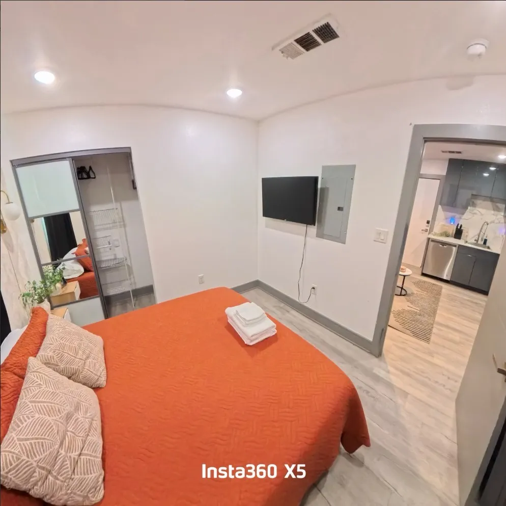Apartment For Rent in Dallas County , 1415 Bennett Avenue 208, Dallas, Texas 75206, 1 Bedroom, 1 Bathroom, Garage spaces, 4,153 Sqft, built in 1957, mls#21385421, Real Estate Agent in Dallas, Homes For Rent in Dallas county, Homes For Rent in Dallas, Realtor in Dallas Texas, Real Estate Brokerage Independent Realty Texas, Luminita Cordes Realtor