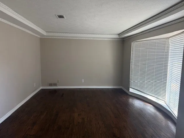 Single Family Residence For Rent in Dallas County , 14922 Hillcrest Road, Dallas, Texas 75248, 4 Bedroom, 4 Bathroom, 2 Garage spaces, 2,645 Sqft, built in 1968, mls#21385431, Real Estate Agent in Dallas, Homes For Rent in Dallas county, Homes For Rent in Dallas, Realtor in Dallas Texas, Real Estate Brokerage Independent Realty Texas, Luminita Cordes Realtor