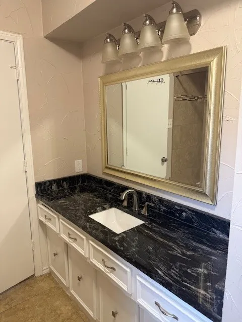 Single Family Residence For Rent in Dallas County , 14922 Hillcrest Road, Dallas, Texas 75248, 4 Bedroom, 4 Bathroom, 2 Garage spaces, 2,645 Sqft, built in 1968, mls#21385431, Real Estate Agent in Dallas, Homes For Rent in Dallas county, Homes For Rent in Dallas, Realtor in Dallas Texas, Real Estate Brokerage Independent Realty Texas, Luminita Cordes Realtor