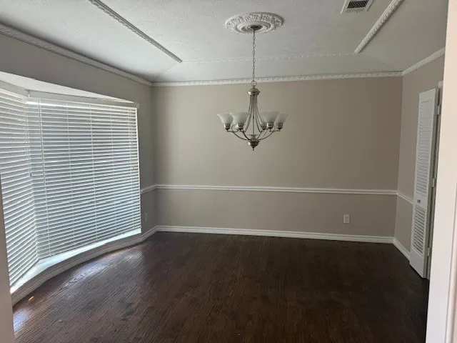 Single Family Residence For Rent in Dallas County , 14922 Hillcrest Road, Dallas, Texas 75248, 4 Bedroom, 4 Bathroom, 2 Garage spaces, 2,645 Sqft, built in 1968, mls#21385431, Real Estate Agent in Dallas, Homes For Rent in Dallas county, Homes For Rent in Dallas, Realtor in Dallas Texas, Real Estate Brokerage Independent Realty Texas, Luminita Cordes Realtor