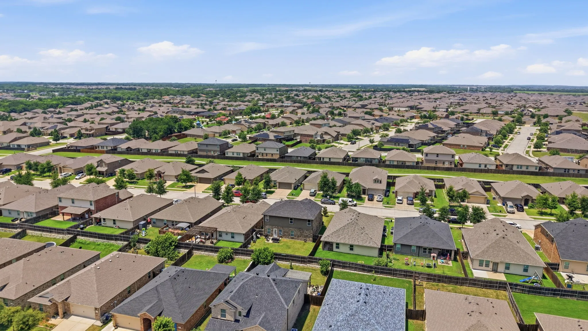 Single Family Residence For Sale in Collin County , 907 Amber Street, Princeton, Texas 75407, 5 Bedroom, 3 Bathroom, 2 Garage spaces, 2,605 Sqft, built in 2018, mls#21383473, Real Estate Agent in Princeton, Homes For Sale in Collin county, Homes For Sale in Princeton, Realtor in Princeton Texas, Real Estate Brokerage Independent Realty Texas, Luminita Cordes Realtor