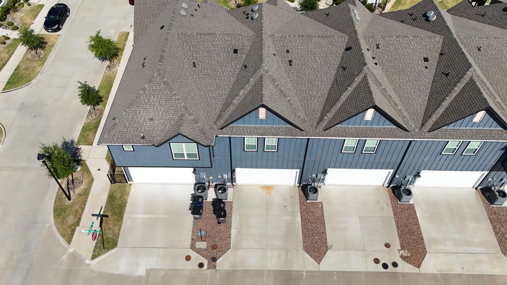 Townhouse For Rent in Collin County , 1652 Jessica Drive, Allen, Texas 75002, 3 Bedroom, 3 Bathroom, 2 Garage spaces, 1,844 Sqft, built in 2022, mls#21385430, Real Estate Agent in Allen, Homes For Rent in Collin county, Homes For Rent in Allen, Realtor in Allen Texas, Real Estate Brokerage Independent Realty Texas, Luminita Cordes Realtor