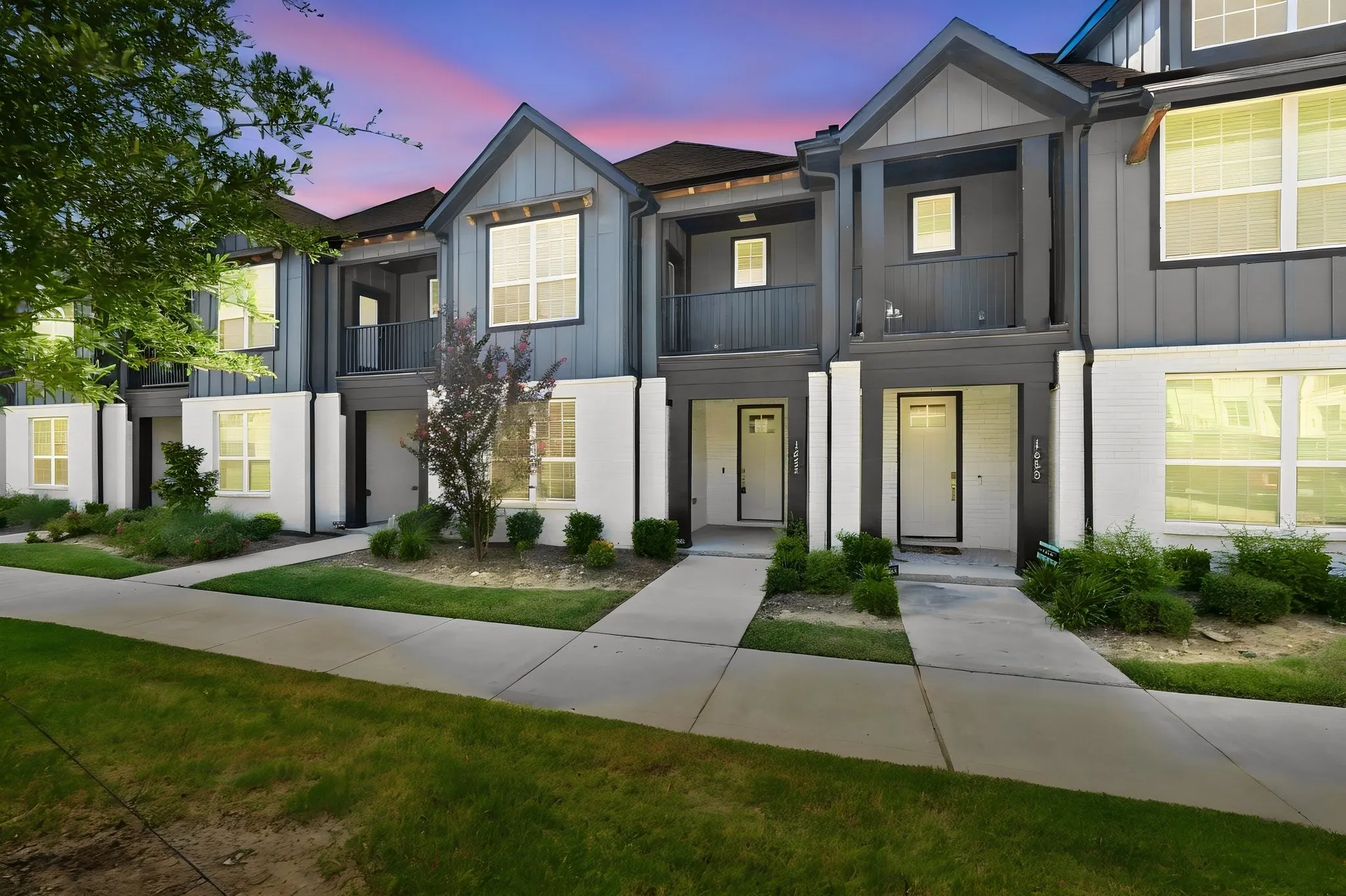 Townhouse For Rent in Collin County , 1652 Jessica Drive, Allen, Texas 75002, 3 Bedroom, 3 Bathroom, 2 Garage spaces, 1,844 Sqft, built in 2022, mls#21385430, Real Estate Agent in Allen, Homes For Rent in Collin county, Homes For Rent in Allen, Realtor in Allen Texas, Real Estate Brokerage Independent Realty Texas, Luminita Cordes Realtor