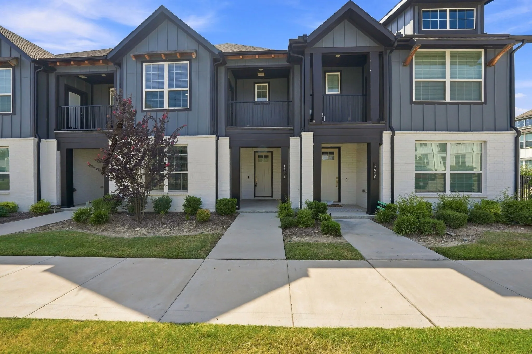 Townhouse For Rent in Collin County , 1652 Jessica Drive, Allen, Texas 75002, 3 Bedroom, 3 Bathroom, 2 Garage spaces, 1,844 Sqft, built in 2022, mls#21385430, Real Estate Agent in Allen, Homes For Rent in Collin county, Homes For Rent in Allen, Realtor in Allen Texas, Real Estate Brokerage Independent Realty Texas, Luminita Cordes Realtor
