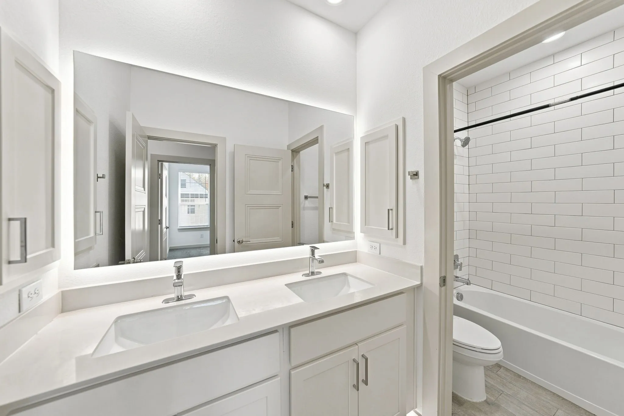 Townhouse For Rent in Collin County , 1652 Jessica Drive, Allen, Texas 75002, 3 Bedroom, 3 Bathroom, 2 Garage spaces, 1,844 Sqft, built in 2022, mls#21385430, Real Estate Agent in Allen, Homes For Rent in Collin county, Homes For Rent in Allen, Realtor in Allen Texas, Real Estate Brokerage Independent Realty Texas, Luminita Cordes Realtor