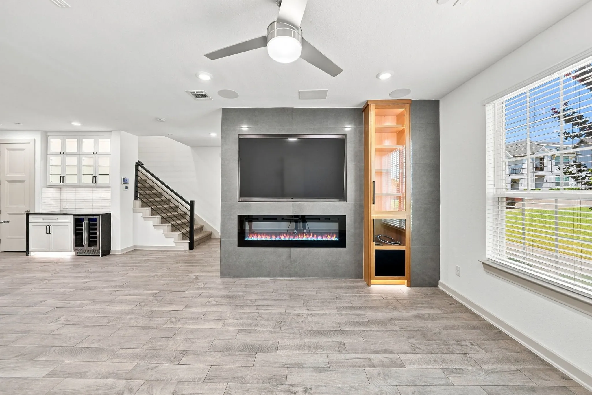Townhouse For Rent in Collin County , 1652 Jessica Drive, Allen, Texas 75002, 3 Bedroom, 3 Bathroom, 2 Garage spaces, 1,844 Sqft, built in 2022, mls#21385430, Real Estate Agent in Allen, Homes For Rent in Collin county, Homes For Rent in Allen, Realtor in Allen Texas, Real Estate Brokerage Independent Realty Texas, Luminita Cordes Realtor