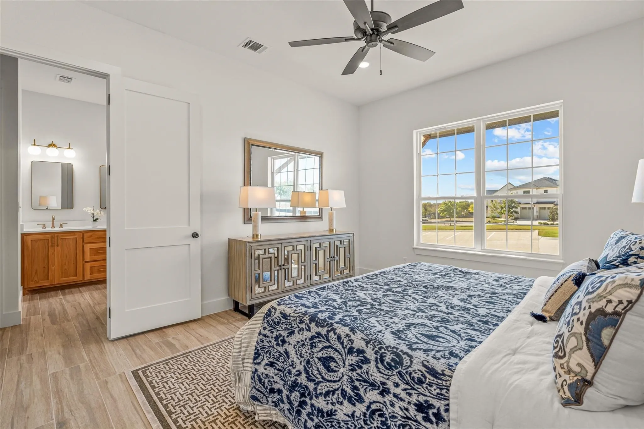 Townhouse For Rent in Parker County , 170 Hulen Circle, Aledo, Texas 76008, 4 Bedroom, 4 Bathroom, 2 Garage spaces, 3,408 Sqft, built in 2023, mls#21384748, Real Estate Agent in Aledo, Homes For Rent in Parker county, Homes For Rent in Aledo, Realtor in Aledo Texas, Real Estate Brokerage Independent Realty Texas, Luminita Cordes Realtor
