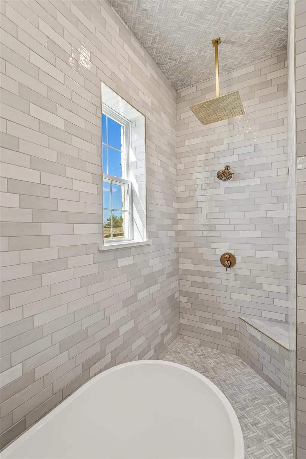 Townhouse For Rent in Parker County , 170 Hulen Circle, Aledo, Texas 76008, 4 Bedroom, 4 Bathroom, 2 Garage spaces, 3,408 Sqft, built in 2023, mls#21384748, Real Estate Agent in Aledo, Homes For Rent in Parker county, Homes For Rent in Aledo, Realtor in Aledo Texas, Real Estate Brokerage Independent Realty Texas, Luminita Cordes Realtor