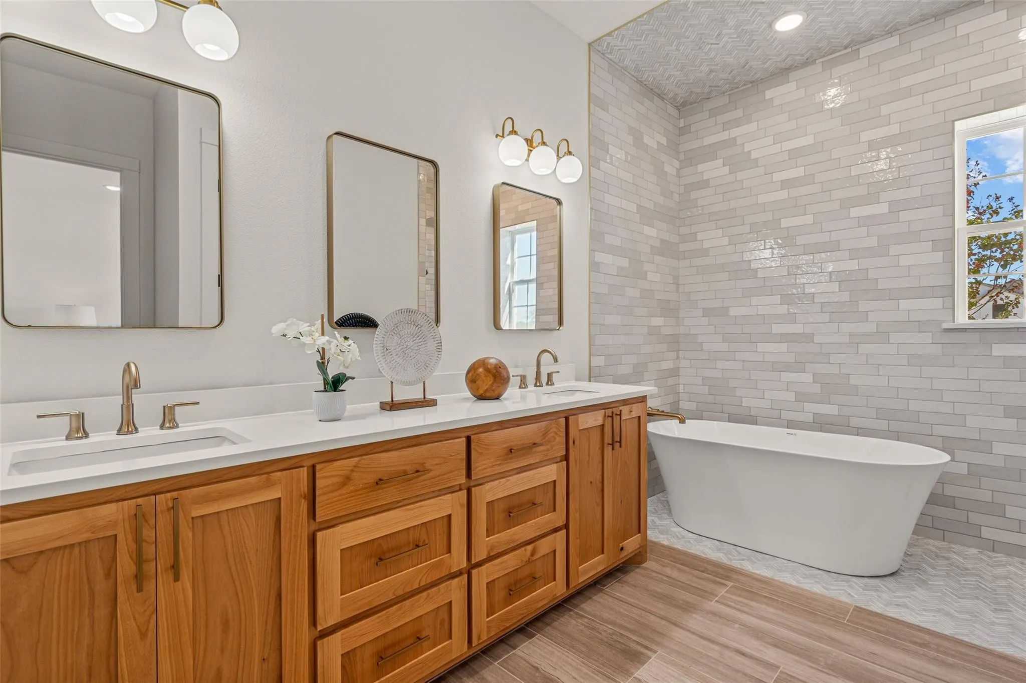 Townhouse For Rent in Parker County , 170 Hulen Circle, Aledo, Texas 76008, 4 Bedroom, 4 Bathroom, 2 Garage spaces, 3,408 Sqft, built in 2023, mls#21384748, Real Estate Agent in Aledo, Homes For Rent in Parker county, Homes For Rent in Aledo, Realtor in Aledo Texas, Real Estate Brokerage Independent Realty Texas, Luminita Cordes Realtor
