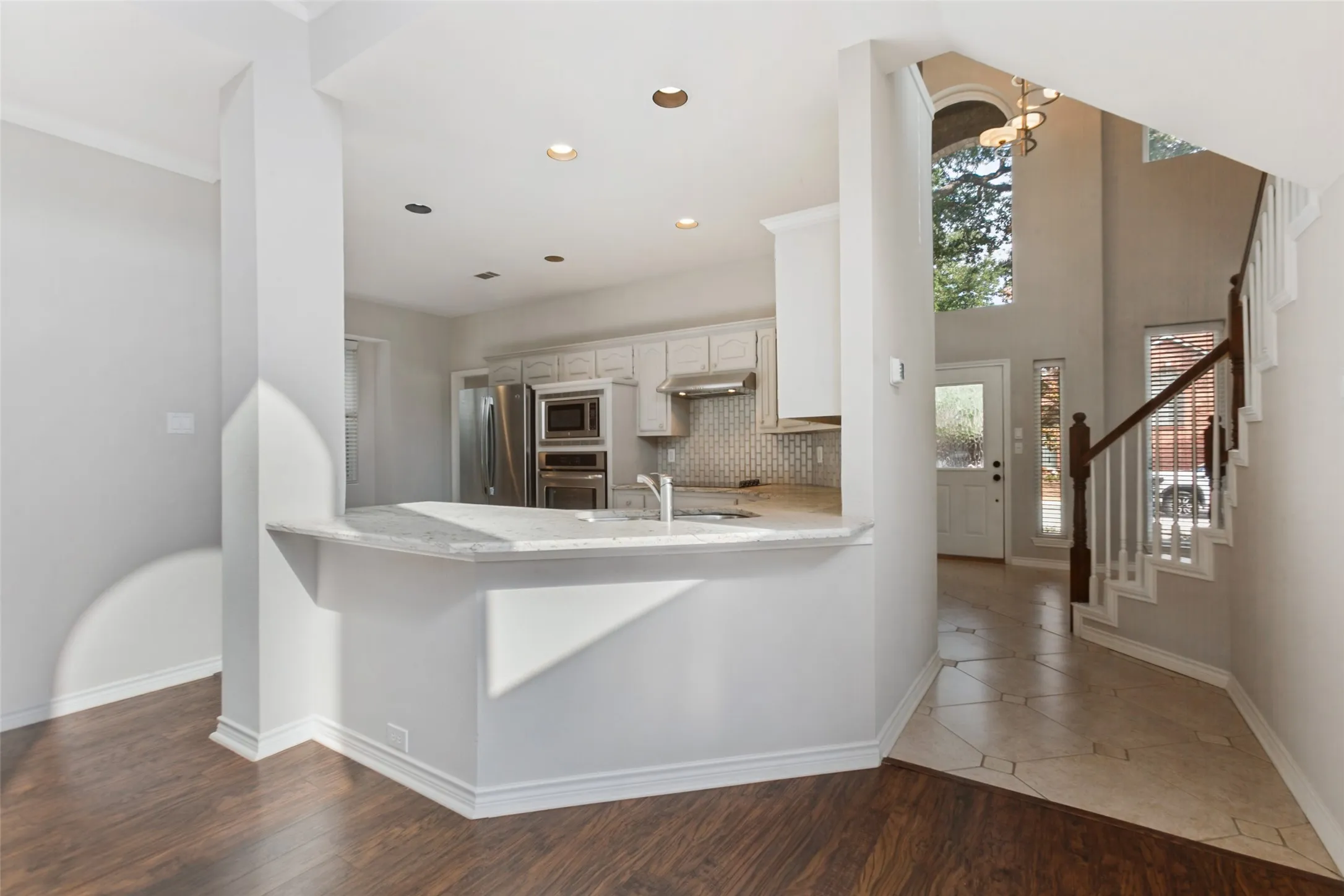 Single Family Residence For Sale in Collin County , 18803 Park Grove Lane, Dallas, Texas 75287, 3 Bedroom, 3 Bathroom, 2 Garage spaces, 2,158 Sqft, built in 1993, mls#21368096, Real Estate Agent in Dallas, Homes For Sale in Collin county, Homes For Sale in Dallas, Realtor in Dallas Texas, Real Estate Brokerage Independent Realty Texas, Luminita Cordes Realtor