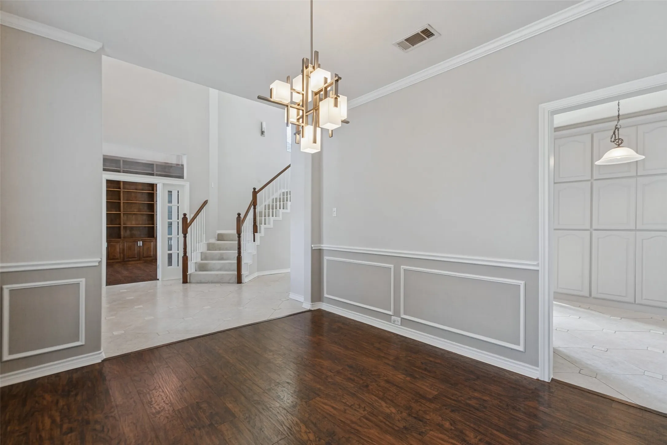Single Family Residence For Sale in Collin County , 18803 Park Grove Lane, Dallas, Texas 75287, 3 Bedroom, 3 Bathroom, 2 Garage spaces, 2,158 Sqft, built in 1993, mls#21368096, Real Estate Agent in Dallas, Homes For Sale in Collin county, Homes For Sale in Dallas, Realtor in Dallas Texas, Real Estate Brokerage Independent Realty Texas, Luminita Cordes Realtor