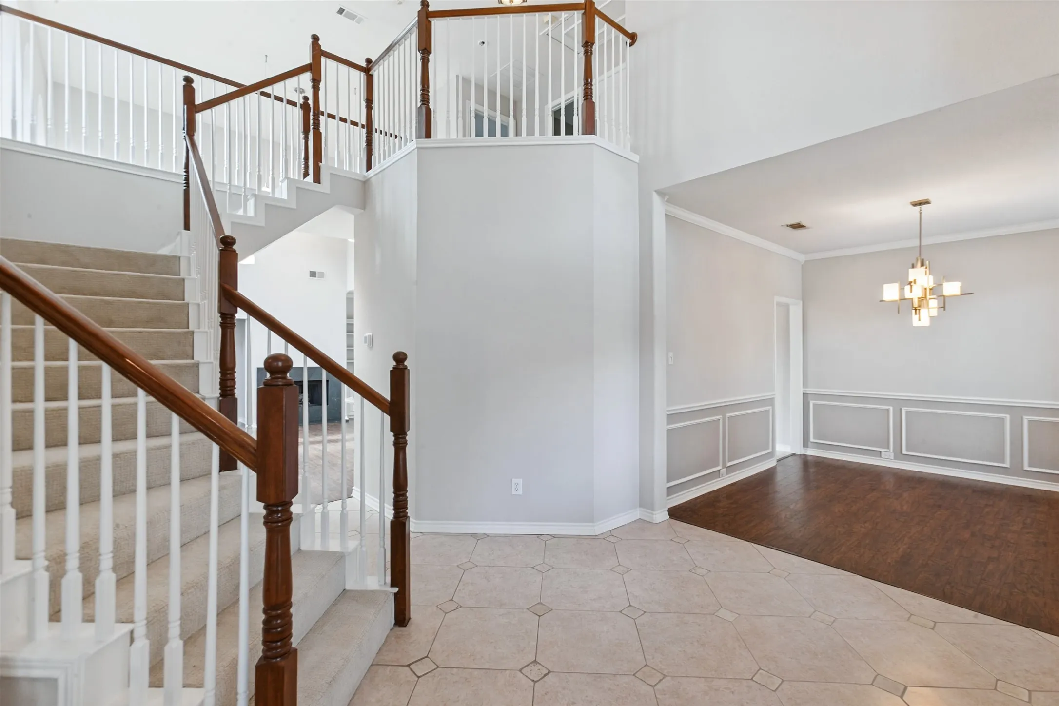 Single Family Residence For Sale in Collin County , 18803 Park Grove Lane, Dallas, Texas 75287, 3 Bedroom, 3 Bathroom, 2 Garage spaces, 2,158 Sqft, built in 1993, mls#21368096, Real Estate Agent in Dallas, Homes For Sale in Collin county, Homes For Sale in Dallas, Realtor in Dallas Texas, Real Estate Brokerage Independent Realty Texas, Luminita Cordes Realtor