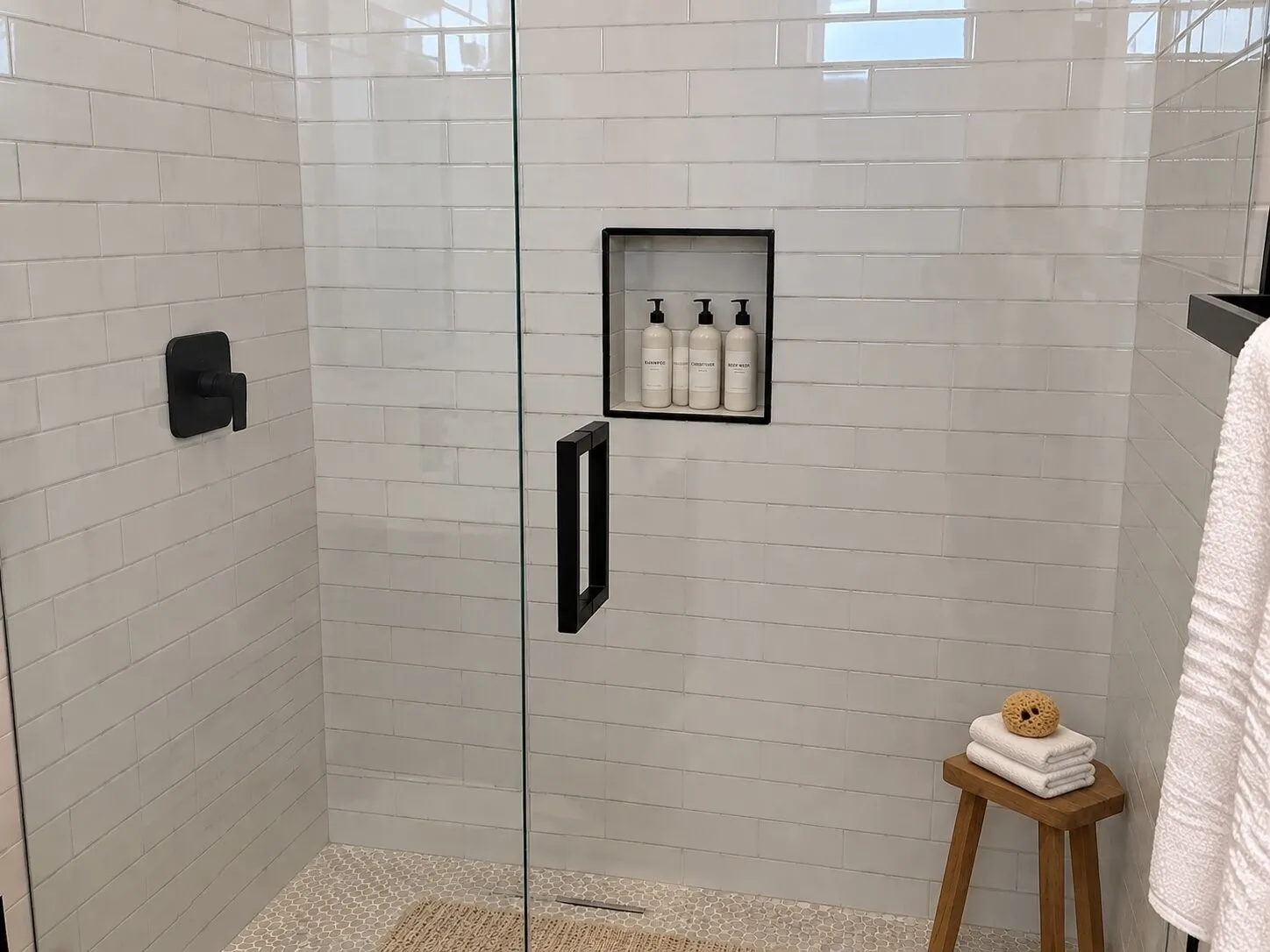 Townhouse For Rent in Dallas County , 2204 Lovedale Avenue 101, Dallas, Texas 75235, 2 Bedroom, 3 Bathroom, 2 Garage spaces, 1,524 Sqft, built in 2026, mls#21383828, Real Estate Agent in Dallas, Homes For Rent in Dallas county, Homes For Rent in Dallas, Realtor in Dallas Texas, Real Estate Brokerage Independent Realty Texas, Luminita Cordes Realtor