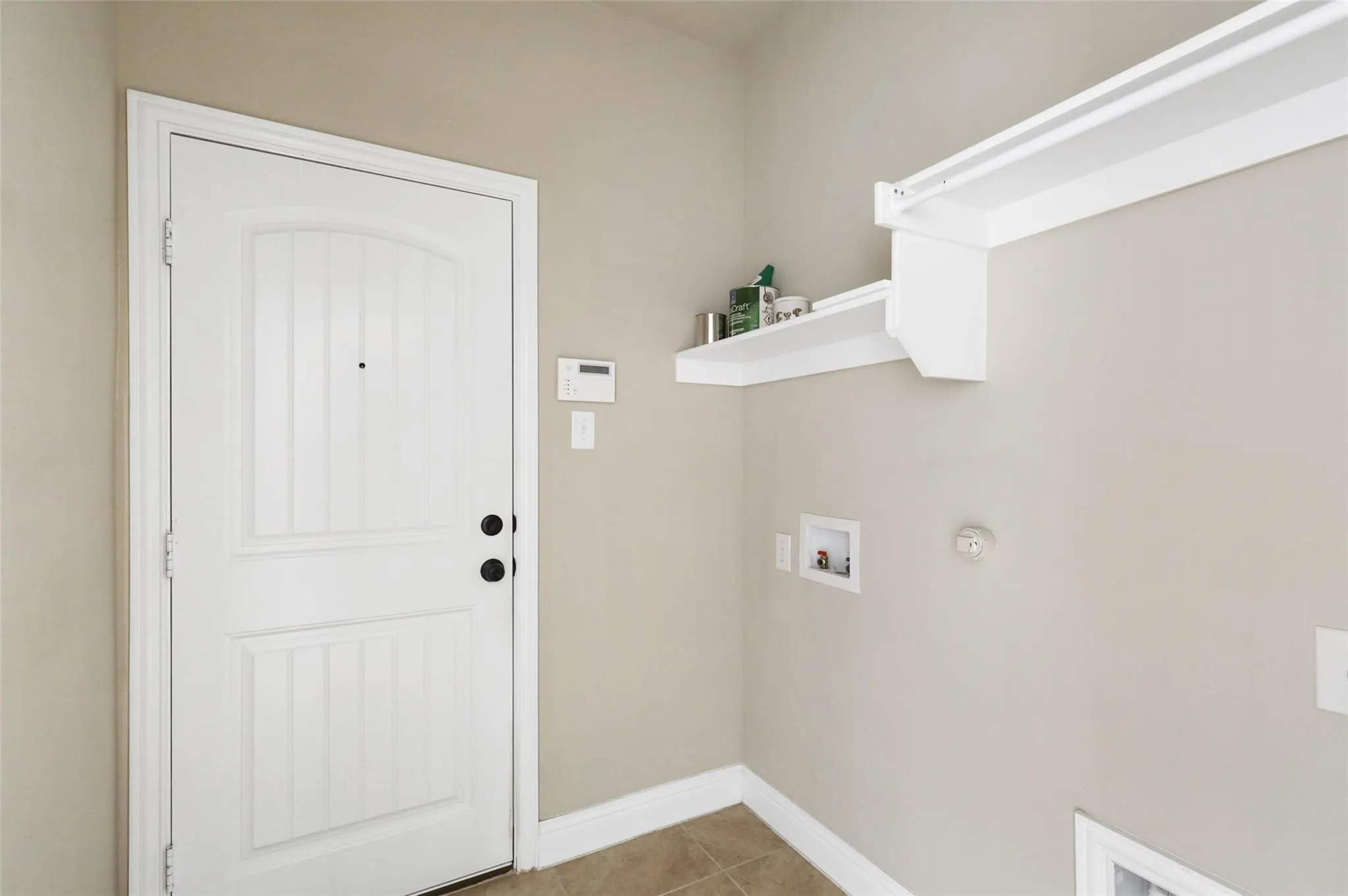 Single Family Residence For Rent in Denton County , 808 Kinghaven Drive, Little Elm, Texas 75068, 3 Bedroom, 2 Bathroom, 2 Garage spaces, 1,870 Sqft, built in 2016, mls#21385449, Real Estate Agent in Little Elm, Homes For Rent in Denton county, Homes For Rent in Little Elm, Realtor in Little Elm Texas, Real Estate Brokerage Independent Realty Texas, Luminita Cordes Realtor