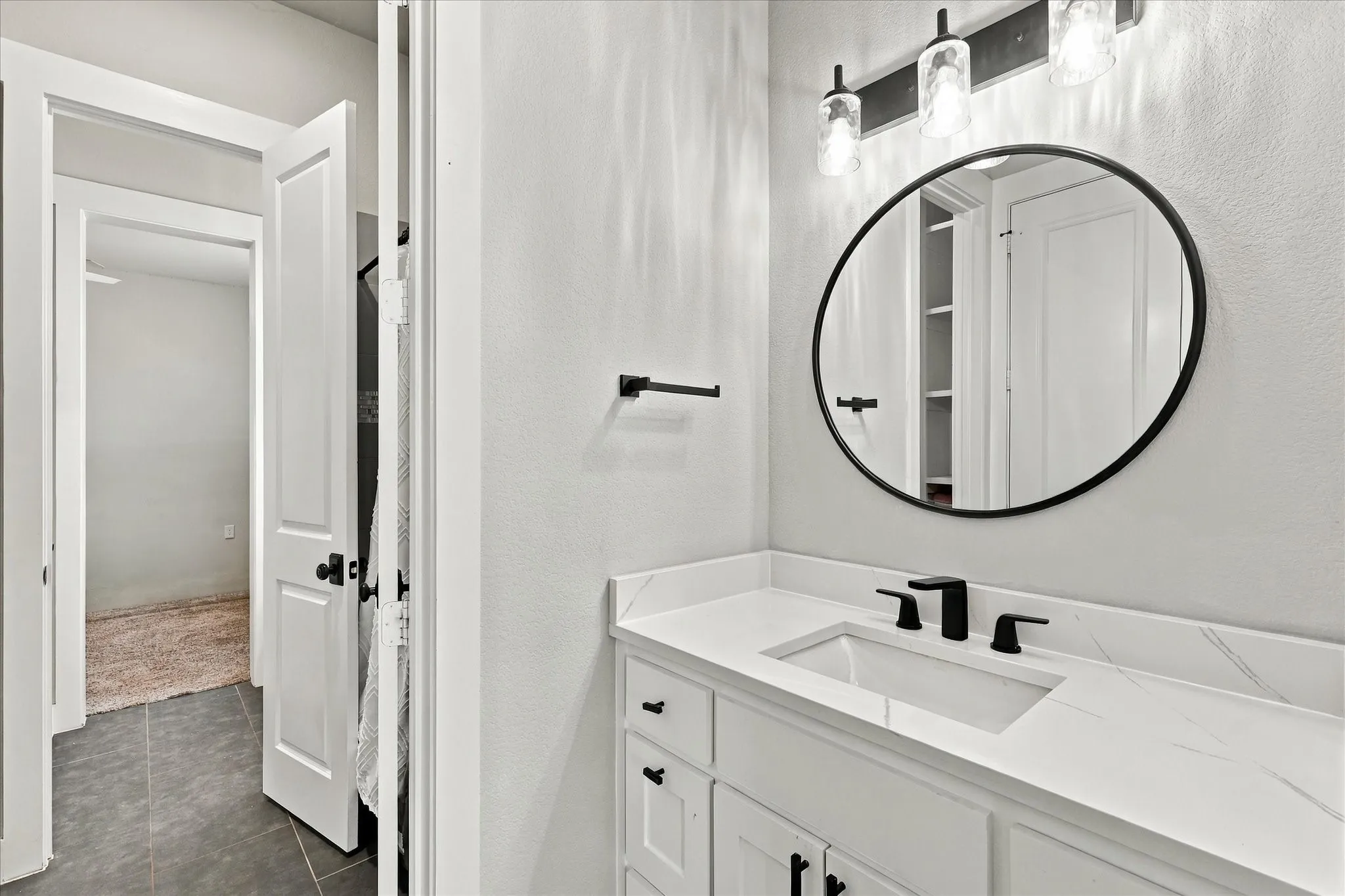Single Family Residence For Sale in Denton County , 9161 Old Stoney Road, Ponder, Texas 76259, 4 Bedroom, 3 Bathroom, 2 Garage spaces, 2,494 Sqft, built in 2021, mls#21385041, Real Estate Agent in Ponder, Homes For Sale in Denton county, Homes For Sale in Ponder, Realtor in Ponder Texas, Real Estate Brokerage Independent Realty Texas, Luminita Cordes Realtor