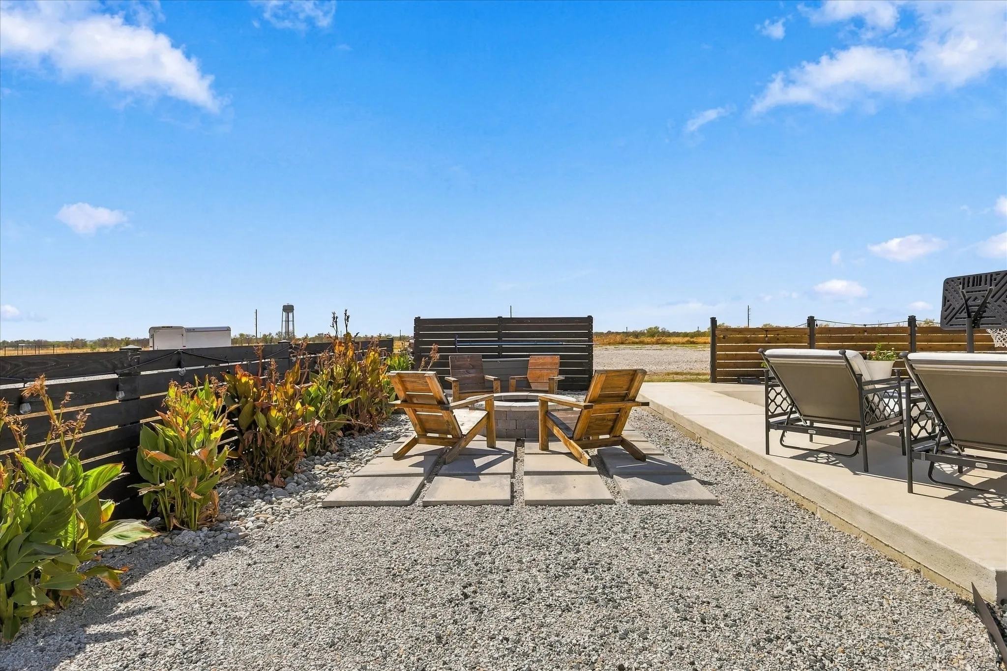 Fire Pit Sitting Area