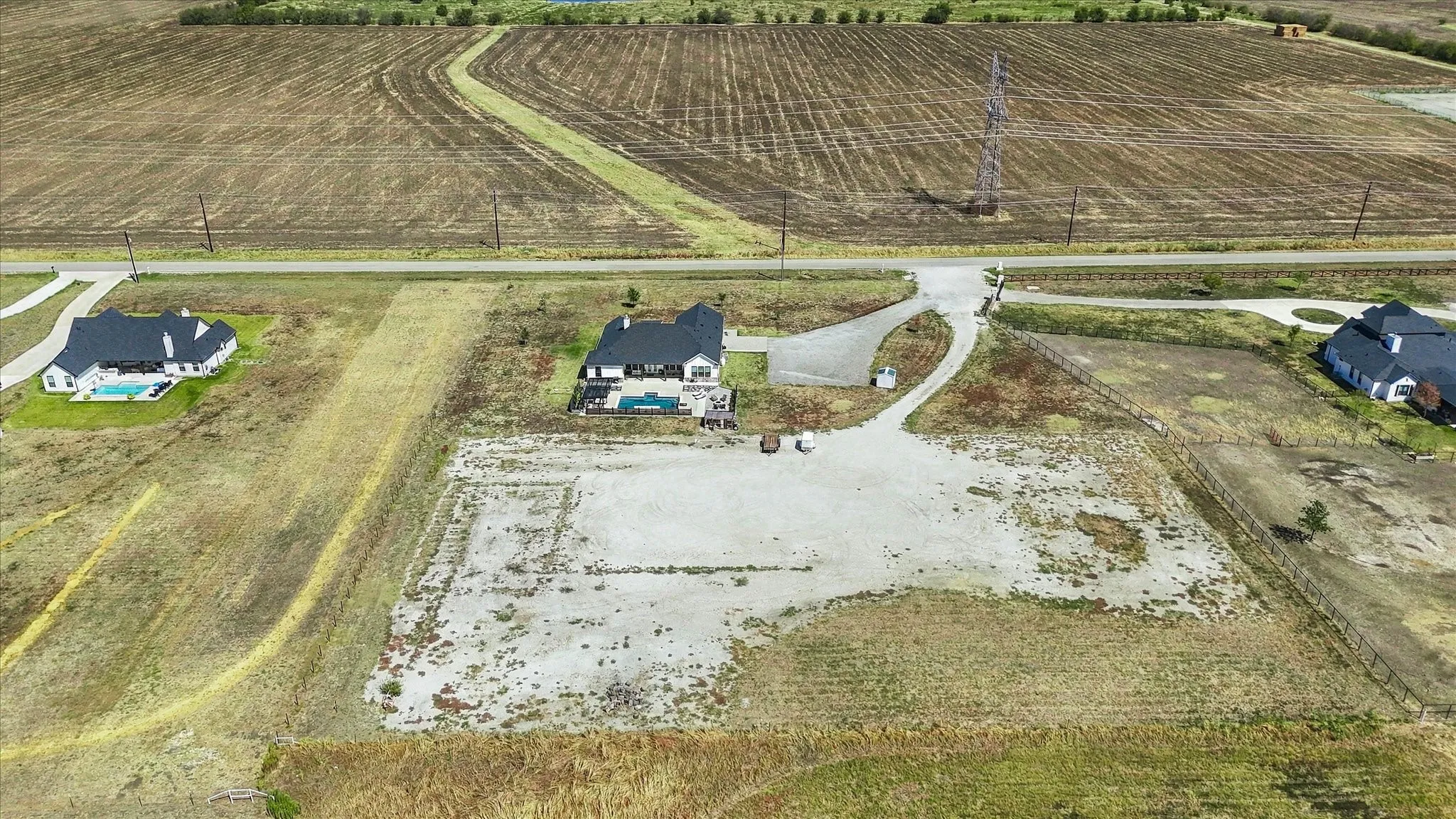Single Family Residence For Sale in Denton County , 9161 Old Stoney Road, Ponder, Texas 76259, 4 Bedroom, 3 Bathroom, 2 Garage spaces, 2,494 Sqft, built in 2021, mls#21385041, Real Estate Agent in Ponder, Homes For Sale in Denton county, Homes For Sale in Ponder, Realtor in Ponder Texas, Real Estate Brokerage Independent Realty Texas, Luminita Cordes Realtor