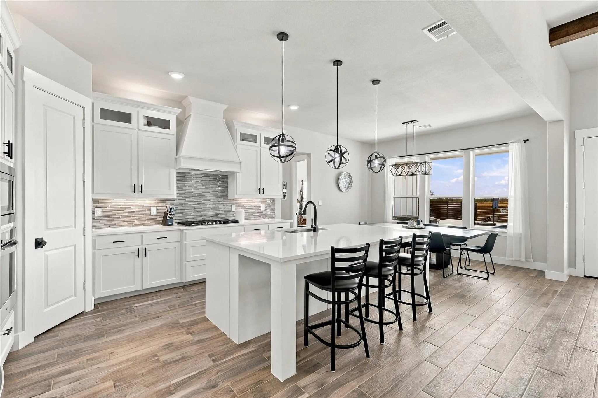 Single Family Residence For Sale in Denton County , 9161 Old Stoney Road, Ponder, Texas 76259, 4 Bedroom, 3 Bathroom, 2 Garage spaces, 2,494 Sqft, built in 2021, mls#21385041, Real Estate Agent in Ponder, Homes For Sale in Denton county, Homes For Sale in Ponder, Realtor in Ponder Texas, Real Estate Brokerage Independent Realty Texas, Luminita Cordes Realtor