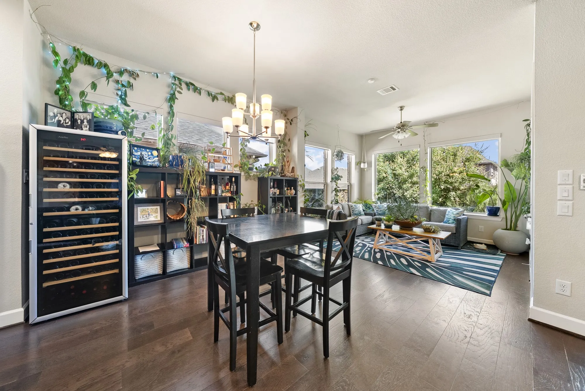 Single Family Residence For Sale in Collin County , 751 Dover Drive, Prosper, Texas 75078, 4 Bedroom, 4 Bathroom, 3 Garage spaces, 2,808 Sqft, built in 2018, mls#21382639, Real Estate Agent in Prosper, Homes For Sale in Collin county, Homes For Sale in Prosper, Realtor in Prosper Texas, Real Estate Brokerage Independent Realty Texas, Luminita Cordes Realtor