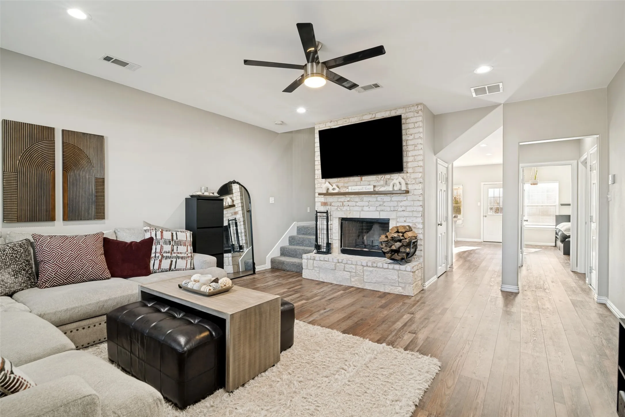 Single Family Residence For Sale in Kaufman County , 105 Mitchell Circle, Terrell, Texas 75160, 3 Bedroom, 2 Bathroom, 2 Garage spaces, 1,893 Sqft, built in 2021, mls#21385164, Real Estate Agent in Terrell, Homes For Sale in Kaufman county, Homes For Sale in Terrell, Realtor in Terrell Texas, Real Estate Brokerage Independent Realty Texas, Luminita Cordes Realtor