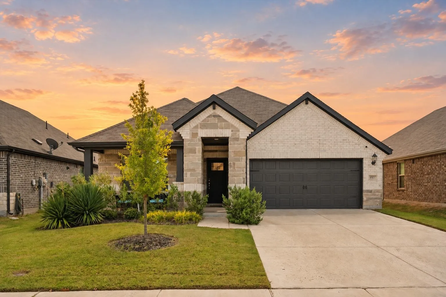 Single Family Residence For Sale in Collin County , 3903 Meredith Drive, Farmersville, Texas 75442, 3 Bedroom, 2 Bathroom, 2 Garage spaces, 1,847 Sqft, built in 2023, mls#21382388, Real Estate Agent in Farmersville, Homes For Sale in Collin county, Homes For Sale in Farmersville, Realtor in Farmersville Texas, Real Estate Brokerage Independent Realty Texas, Luminita Cordes Realtor