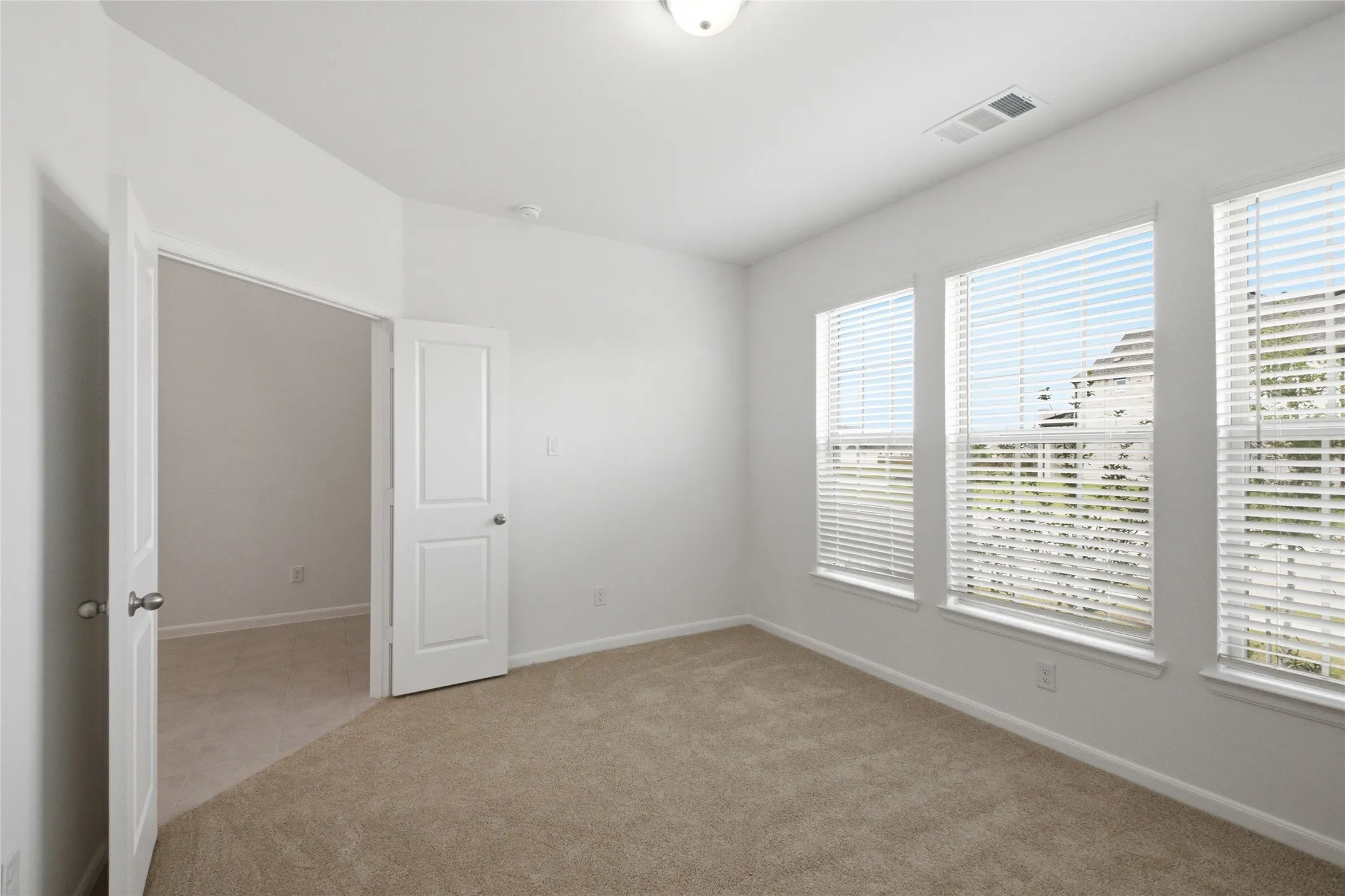 Single Family Residence For Rent in Collin County , 5108 Noland Drive, Princeton, Texas 75071, 5 Bedroom, 4 Bathroom, 2 Garage spaces, 3,550 Sqft, built in 2025, mls#21385387, Real Estate Agent in Princeton, Homes For Rent in Collin county, Homes For Rent in Princeton, Realtor in Princeton Texas, Real Estate Brokerage Independent Realty Texas, Luminita Cordes Realtor