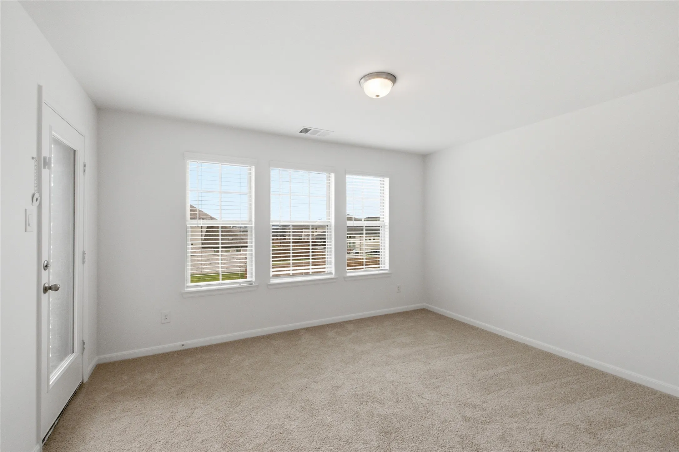 Single Family Residence For Rent in Collin County , 5108 Noland Drive, Princeton, Texas 75071, 5 Bedroom, 4 Bathroom, 2 Garage spaces, 3,550 Sqft, built in 2025, mls#21385387, Real Estate Agent in Princeton, Homes For Rent in Collin county, Homes For Rent in Princeton, Realtor in Princeton Texas, Real Estate Brokerage Independent Realty Texas, Luminita Cordes Realtor