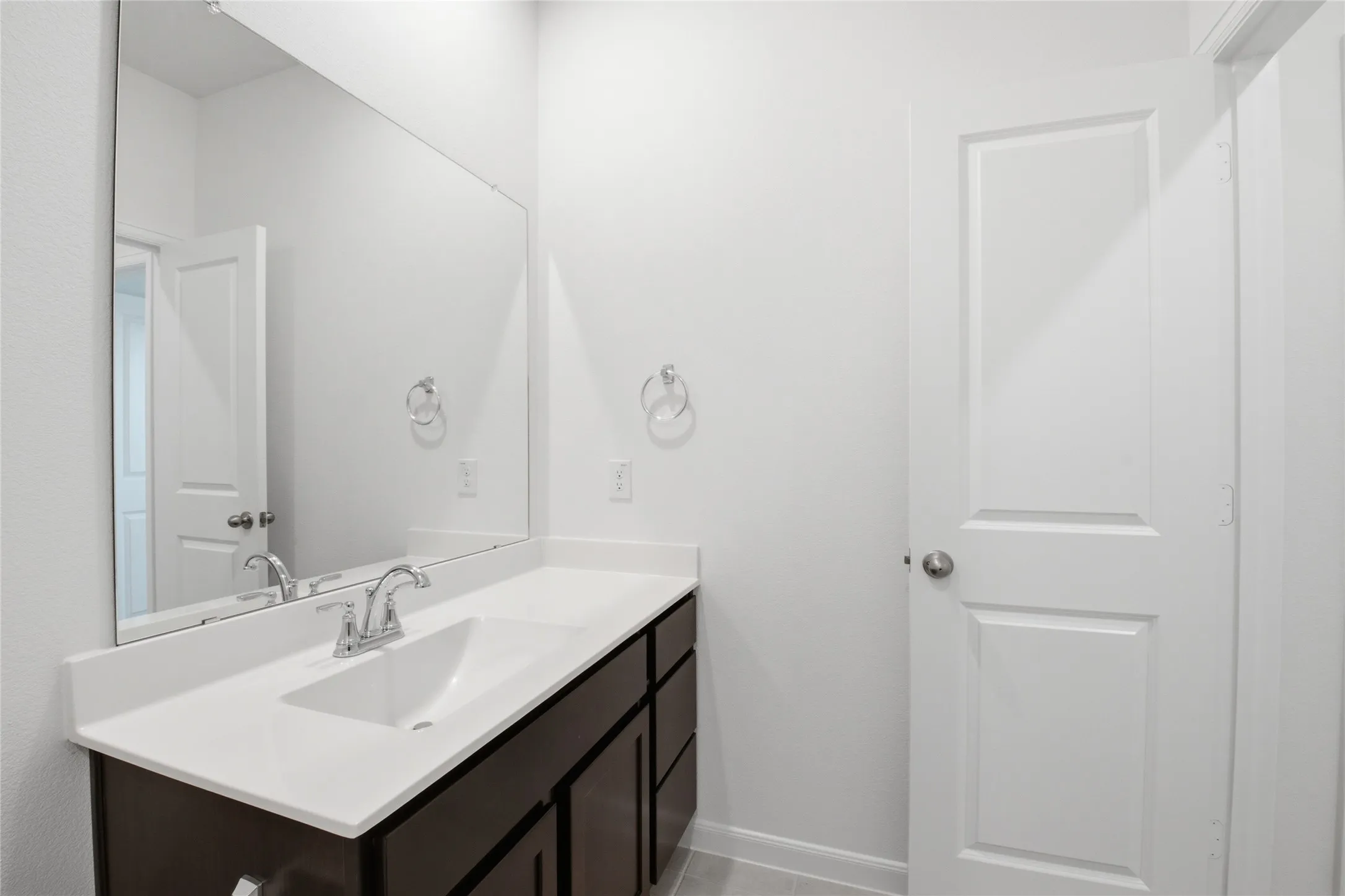 Single Family Residence For Rent in Collin County , 5108 Noland Drive, Princeton, Texas 75071, 5 Bedroom, 4 Bathroom, 2 Garage spaces, 3,550 Sqft, built in 2025, mls#21385387, Real Estate Agent in Princeton, Homes For Rent in Collin county, Homes For Rent in Princeton, Realtor in Princeton Texas, Real Estate Brokerage Independent Realty Texas, Luminita Cordes Realtor