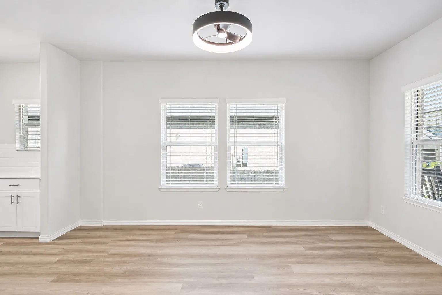 Single Family Residence For Sale in Collin County , 3514 Jb Thomas Drive, Farmersville, Texas 75442, 5 Bedroom, 4 Bathroom, 2 Garage spaces, 3,720 Sqft, built in 2024, mls#21385439, Real Estate Agent in Farmersville, Homes For Sale in Collin county, Homes For Sale in Farmersville, Realtor in Farmersville Texas, Real Estate Brokerage Independent Realty Texas, Luminita Cordes Realtor