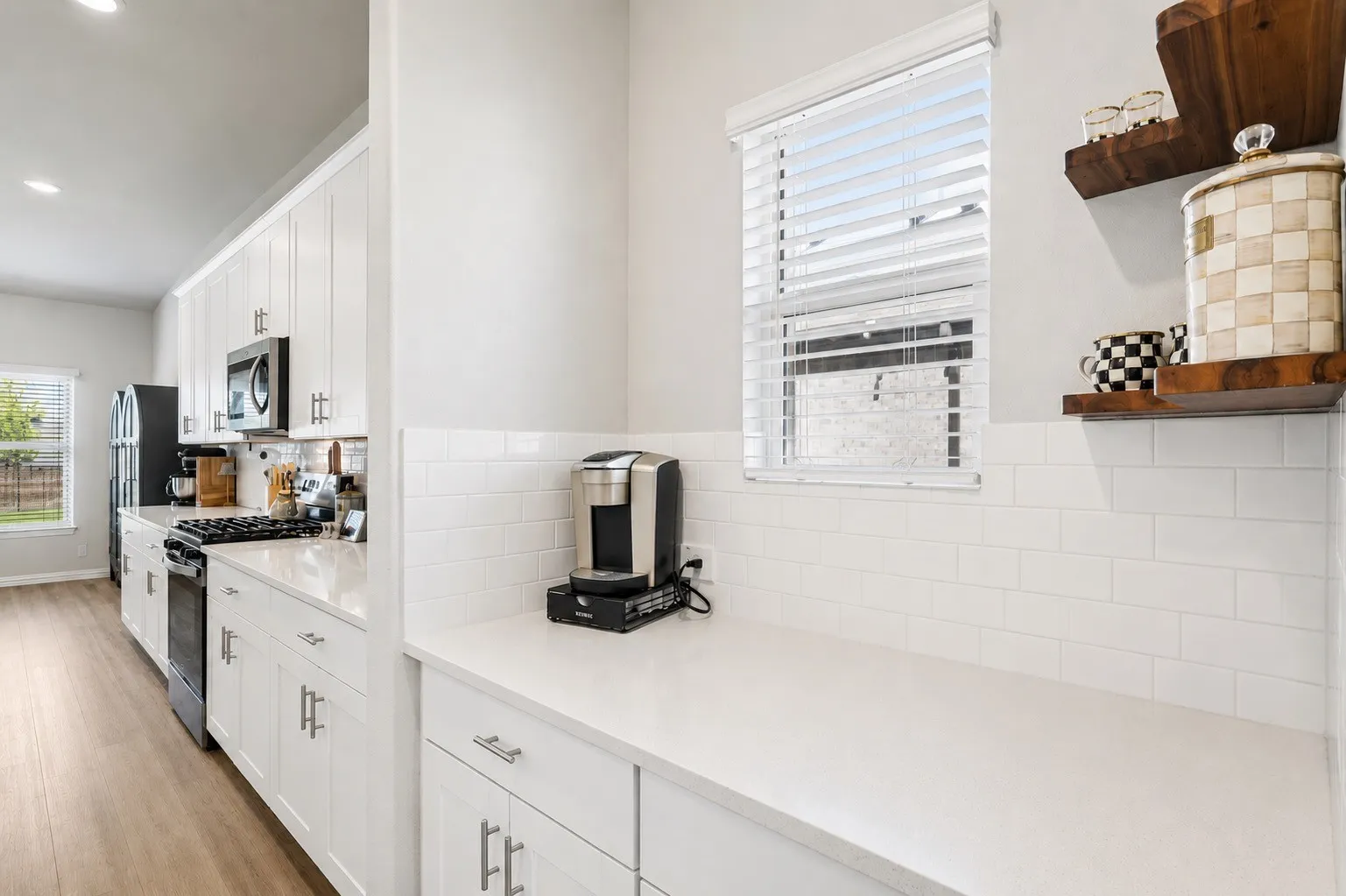 Single Family Residence For Sale in Collin County , 3514 Jb Thomas Drive, Farmersville, Texas 75442, 5 Bedroom, 4 Bathroom, 2 Garage spaces, 3,720 Sqft, built in 2024, mls#21385439, Real Estate Agent in Farmersville, Homes For Sale in Collin county, Homes For Sale in Farmersville, Realtor in Farmersville Texas, Real Estate Brokerage Independent Realty Texas, Luminita Cordes Realtor