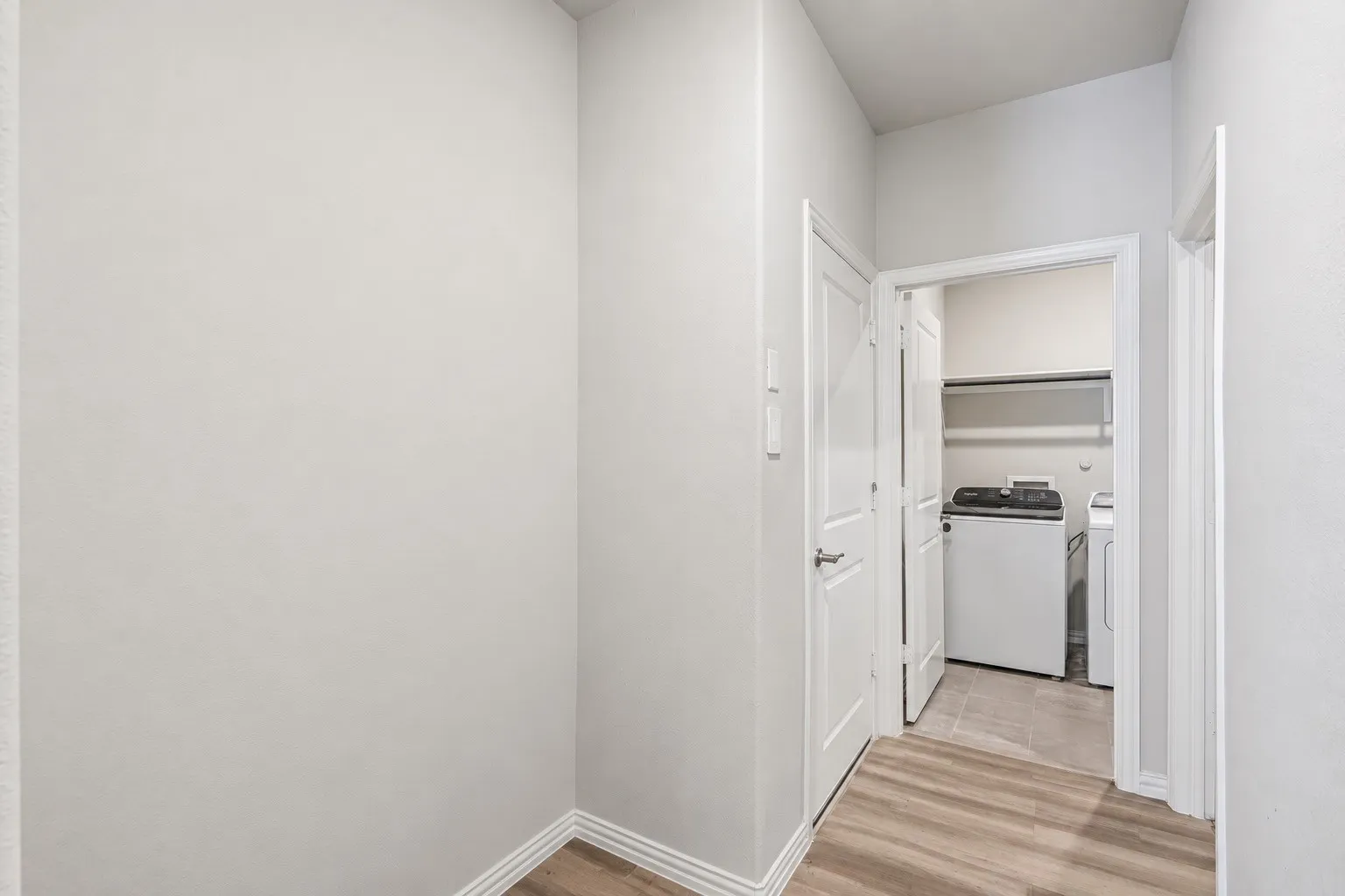 Single Family Residence For Sale in Collin County , 3514 Jb Thomas Drive, Farmersville, Texas 75442, 5 Bedroom, 4 Bathroom, 2 Garage spaces, 3,720 Sqft, built in 2024, mls#21385439, Real Estate Agent in Farmersville, Homes For Sale in Collin county, Homes For Sale in Farmersville, Realtor in Farmersville Texas, Real Estate Brokerage Independent Realty Texas, Luminita Cordes Realtor