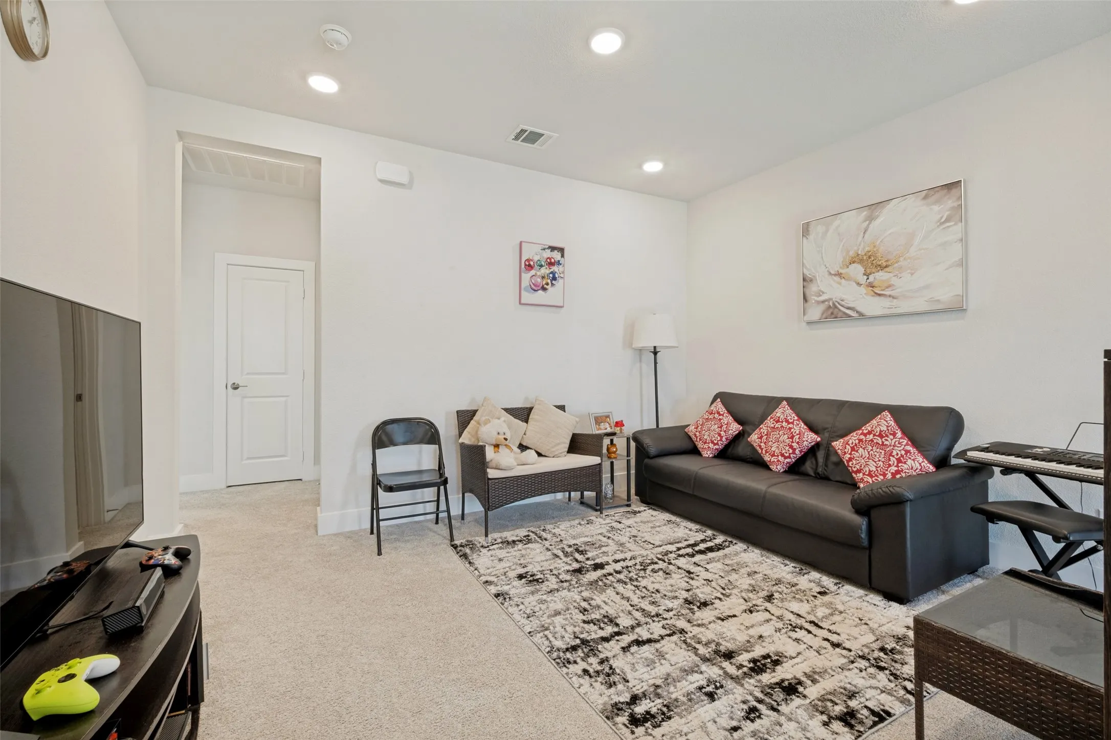 Townhouse For Sale in Denton County , 1013 14th Street, Argyle, Texas 76226, 4 Bedroom, 3 Bathroom, 2 Garage spaces, 2,068 Sqft, built in 2024, mls#21385461, Real Estate Agent in Argyle, Homes For Sale in Denton county, Homes For Sale in Argyle, Realtor in Argyle Texas, Real Estate Brokerage Independent Realty Texas, Luminita Cordes Realtor