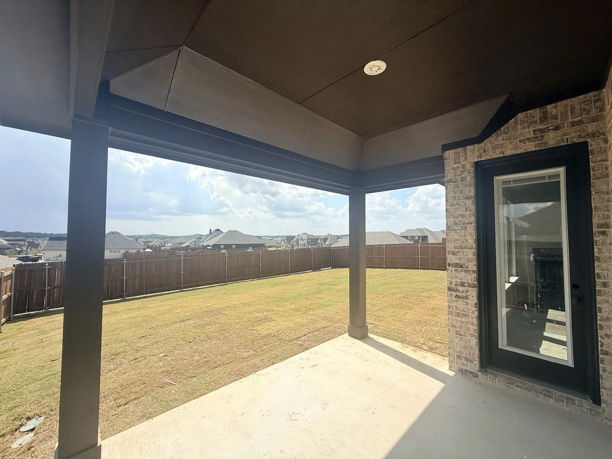 Single Family Residence For Sale in Johnson County , 317 Aurora Hills Trail, Burleson, Texas 76028, 3 Bedroom, 2 Bathroom, 3 Garage spaces, 2,181 Sqft, built in 2026, mls#21385399, Real Estate Agent in Burleson, Homes For Sale in Johnson county, Homes For Sale in Burleson, Realtor in Burleson Texas, Real Estate Brokerage Independent Realty Texas, Luminita Cordes Realtor