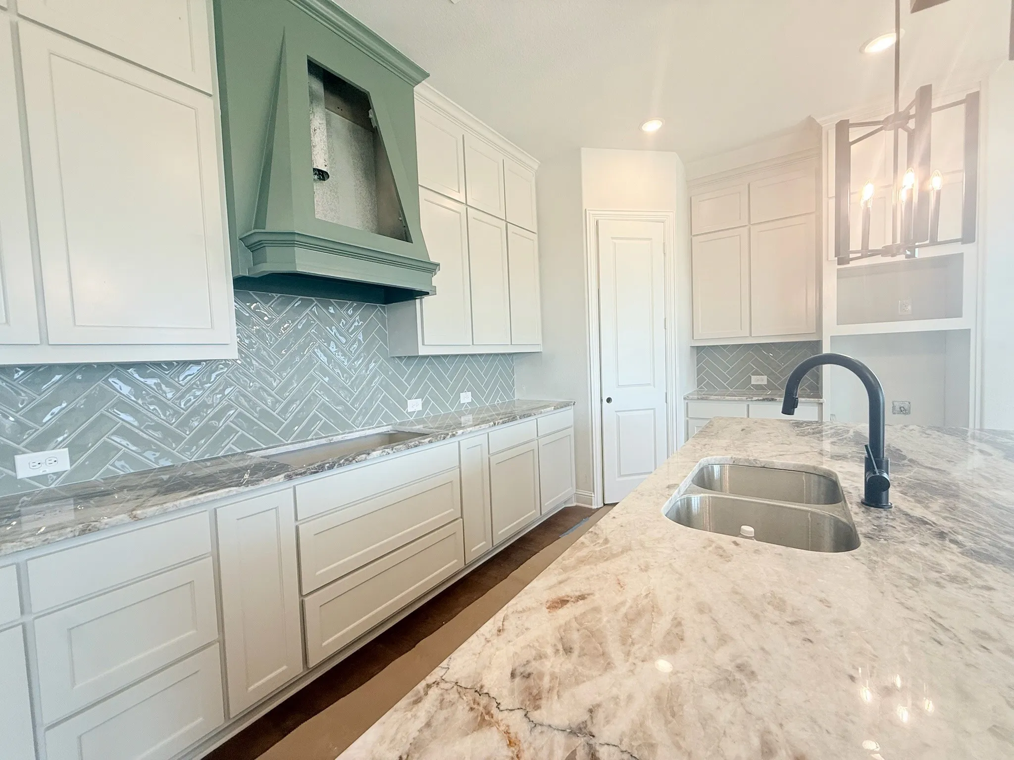 Single Family Residence For Sale in Johnson County , 317 Aurora Hills Trail, Burleson, Texas 76028, 3 Bedroom, 2 Bathroom, 3 Garage spaces, 2,181 Sqft, built in 2026, mls#21385399, Real Estate Agent in Burleson, Homes For Sale in Johnson county, Homes For Sale in Burleson, Realtor in Burleson Texas, Real Estate Brokerage Independent Realty Texas, Luminita Cordes Realtor