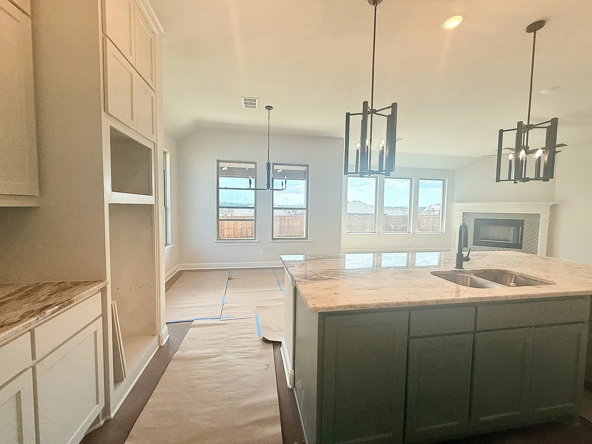 Single Family Residence For Sale in Johnson County , 317 Aurora Hills Trail, Burleson, Texas 76028, 3 Bedroom, 2 Bathroom, 3 Garage spaces, 2,181 Sqft, built in 2026, mls#21385399, Real Estate Agent in Burleson, Homes For Sale in Johnson county, Homes For Sale in Burleson, Realtor in Burleson Texas, Real Estate Brokerage Independent Realty Texas, Luminita Cordes Realtor
