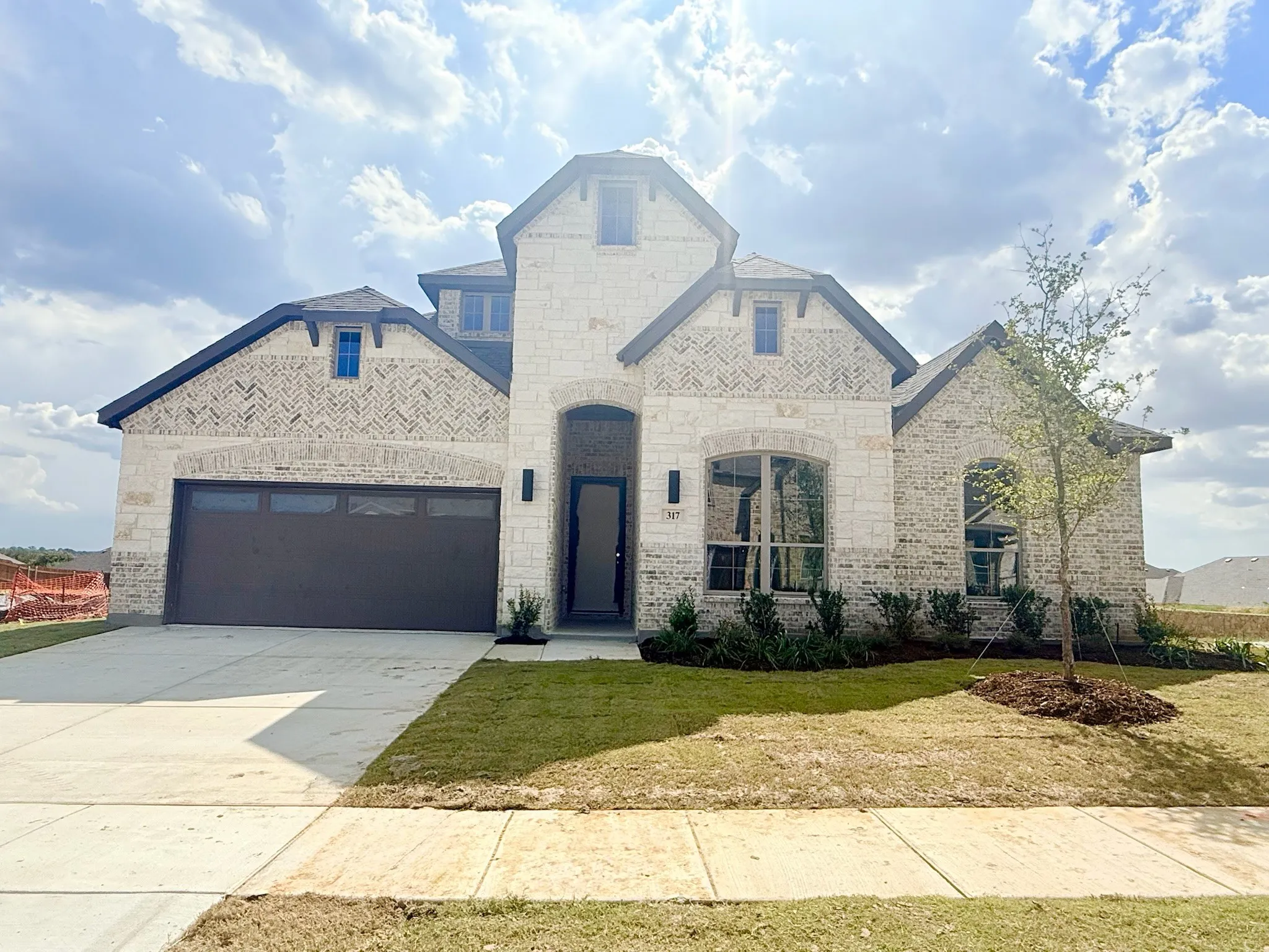 Single Family Residence For Sale in Johnson County , 317 Aurora Hills Trail, Burleson, Texas 76028, 3 Bedroom, 2 Bathroom, 3 Garage spaces, 2,181 Sqft, built in 2026, mls#21385399, Real Estate Agent in Burleson, Homes For Sale in Johnson county, Homes For Sale in Burleson, Realtor in Burleson Texas, Real Estate Brokerage Independent Realty Texas, Luminita Cordes Realtor