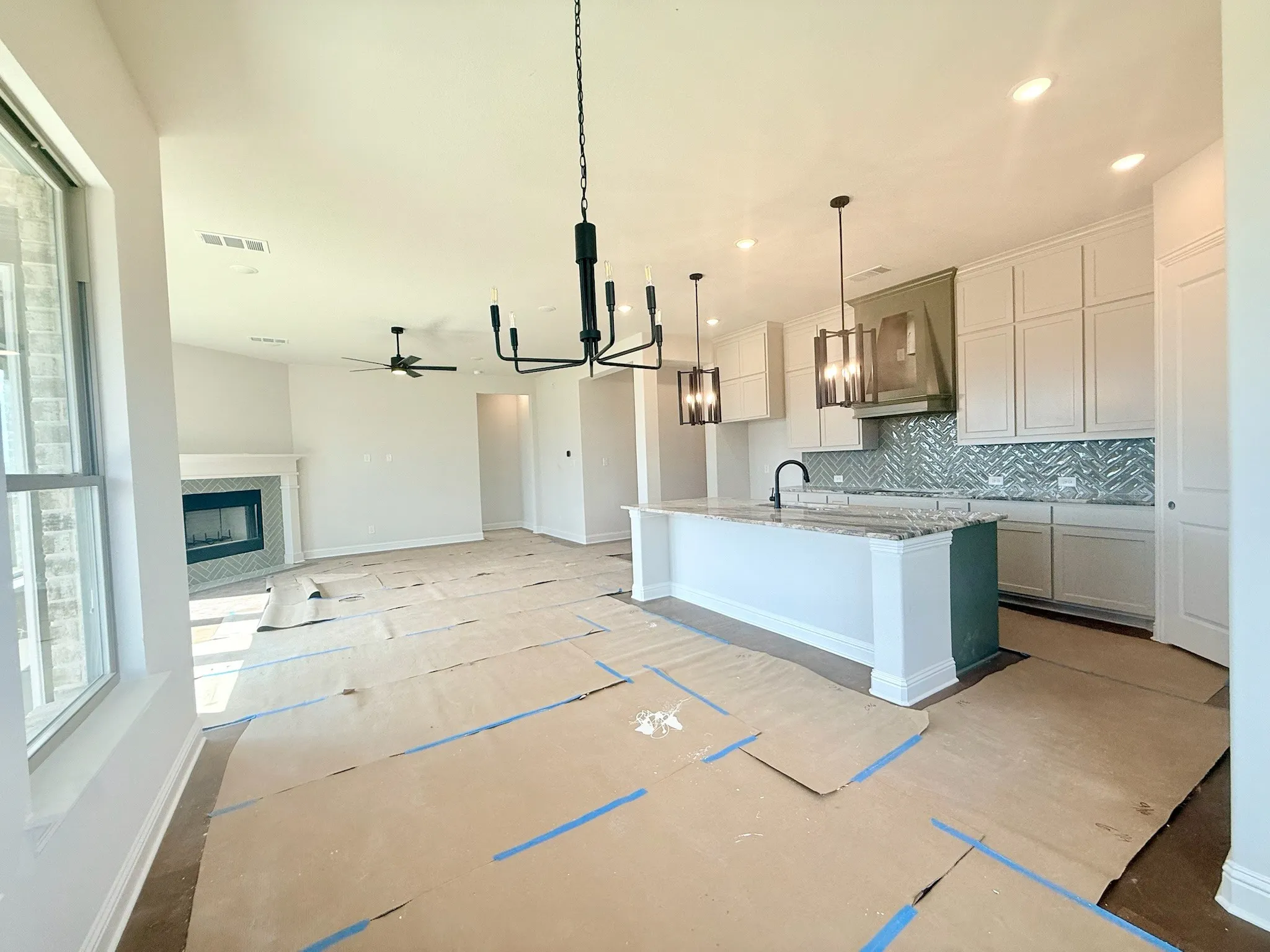 Single Family Residence For Sale in Johnson County , 317 Aurora Hills Trail, Burleson, Texas 76028, 3 Bedroom, 2 Bathroom, 3 Garage spaces, 2,181 Sqft, built in 2026, mls#21385399, Real Estate Agent in Burleson, Homes For Sale in Johnson county, Homes For Sale in Burleson, Realtor in Burleson Texas, Real Estate Brokerage Independent Realty Texas, Luminita Cordes Realtor