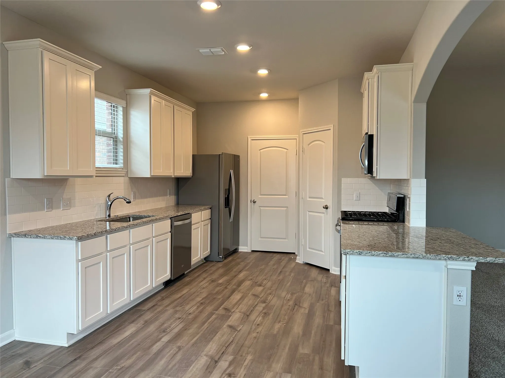 Single Family Residence For Rent in Collin County , 2013 Emma Court, Anna, Texas 75409, 3 Bedroom, 2 Bathroom, 2 Garage spaces, 1,649 Sqft, built in 2021, mls#21385477, Real Estate Agent in Anna, Homes For Rent in Collin county, Homes For Rent in Anna, Realtor in Anna Texas, Real Estate Brokerage Independent Realty Texas, Luminita Cordes Realtor