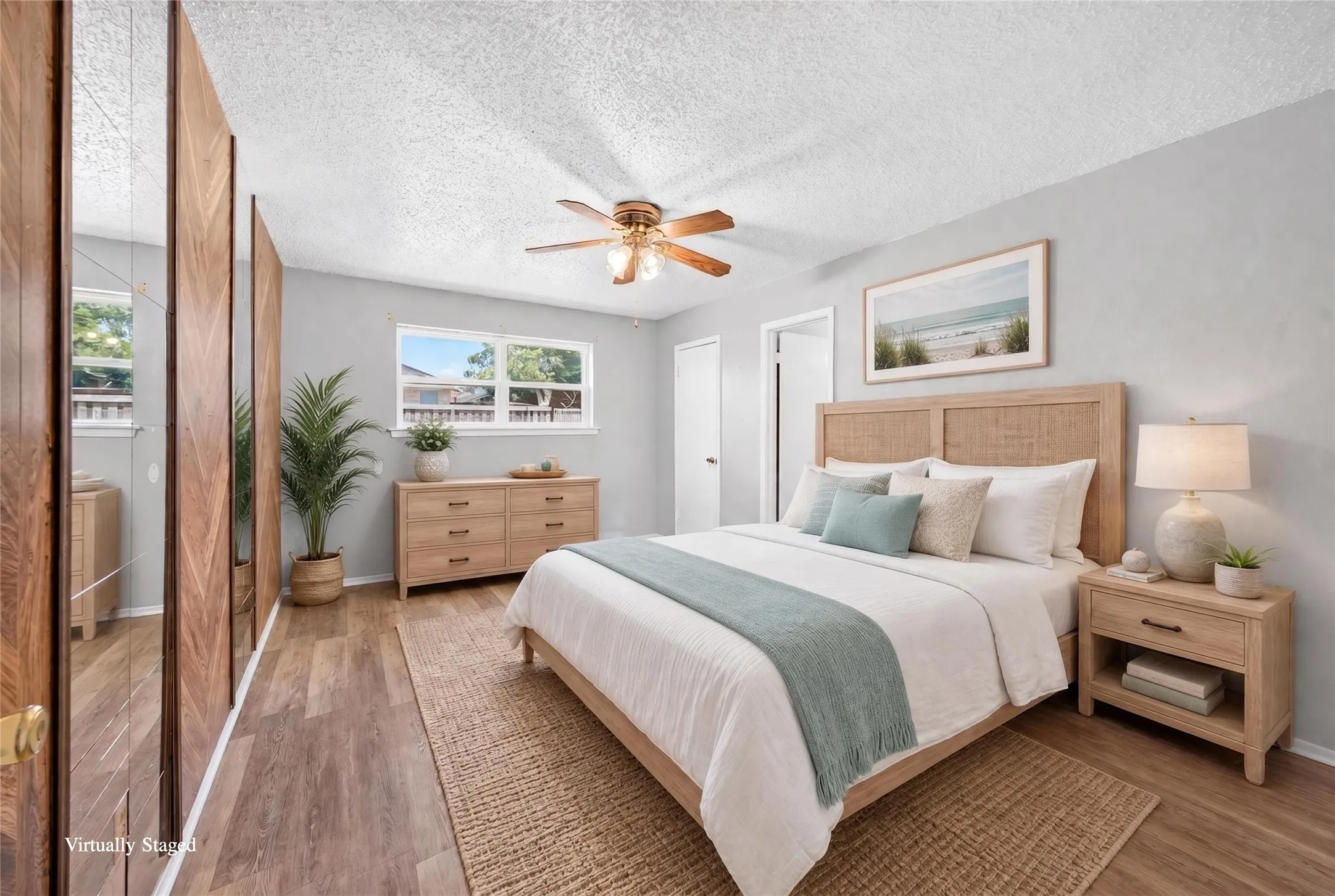 Single Family Residence For Sale in Dallas County , 2461 Lisa Street, Grand Prairie, Texas 75051, 3 Bedroom, 2 Bathroom, 1 Garage spaces, 1,020 Sqft, built in 1973, mls#21385478, Real Estate Agent in Grand Prairie, Homes For Sale in Dallas county, Homes For Sale in Grand Prairie, Realtor in Grand Prairie Texas, Real Estate Brokerage Independent Realty Texas, Luminita Cordes Realtor