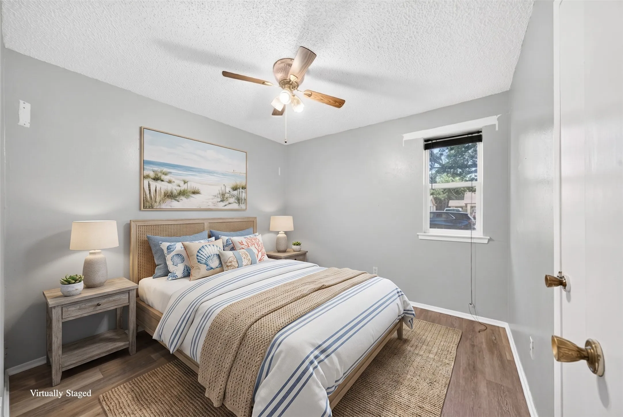 Single Family Residence For Sale in Dallas County , 2461 Lisa Street, Grand Prairie, Texas 75051, 3 Bedroom, 2 Bathroom, 1 Garage spaces, 1,020 Sqft, built in 1973, mls#21385478, Real Estate Agent in Grand Prairie, Homes For Sale in Dallas county, Homes For Sale in Grand Prairie, Realtor in Grand Prairie Texas, Real Estate Brokerage Independent Realty Texas, Luminita Cordes Realtor