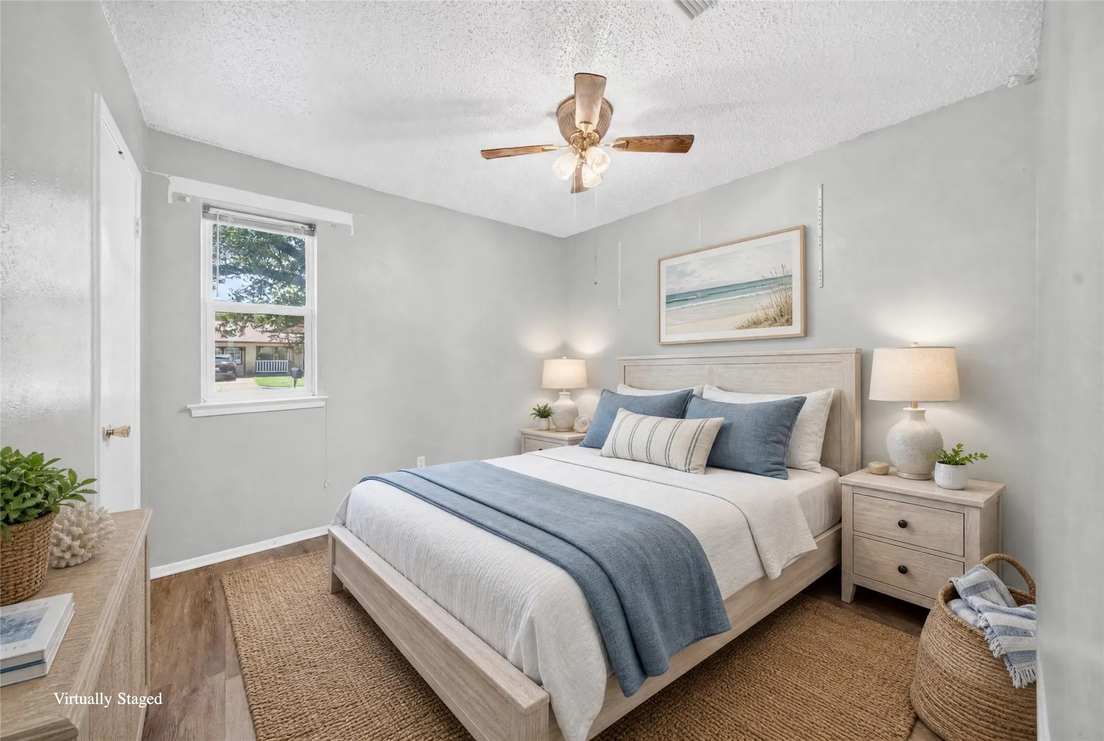 Single Family Residence For Sale in Dallas County , 2461 Lisa Street, Grand Prairie, Texas 75051, 3 Bedroom, 2 Bathroom, 1 Garage spaces, 1,020 Sqft, built in 1973, mls#21385478, Real Estate Agent in Grand Prairie, Homes For Sale in Dallas county, Homes For Sale in Grand Prairie, Realtor in Grand Prairie Texas, Real Estate Brokerage Independent Realty Texas, Luminita Cordes Realtor