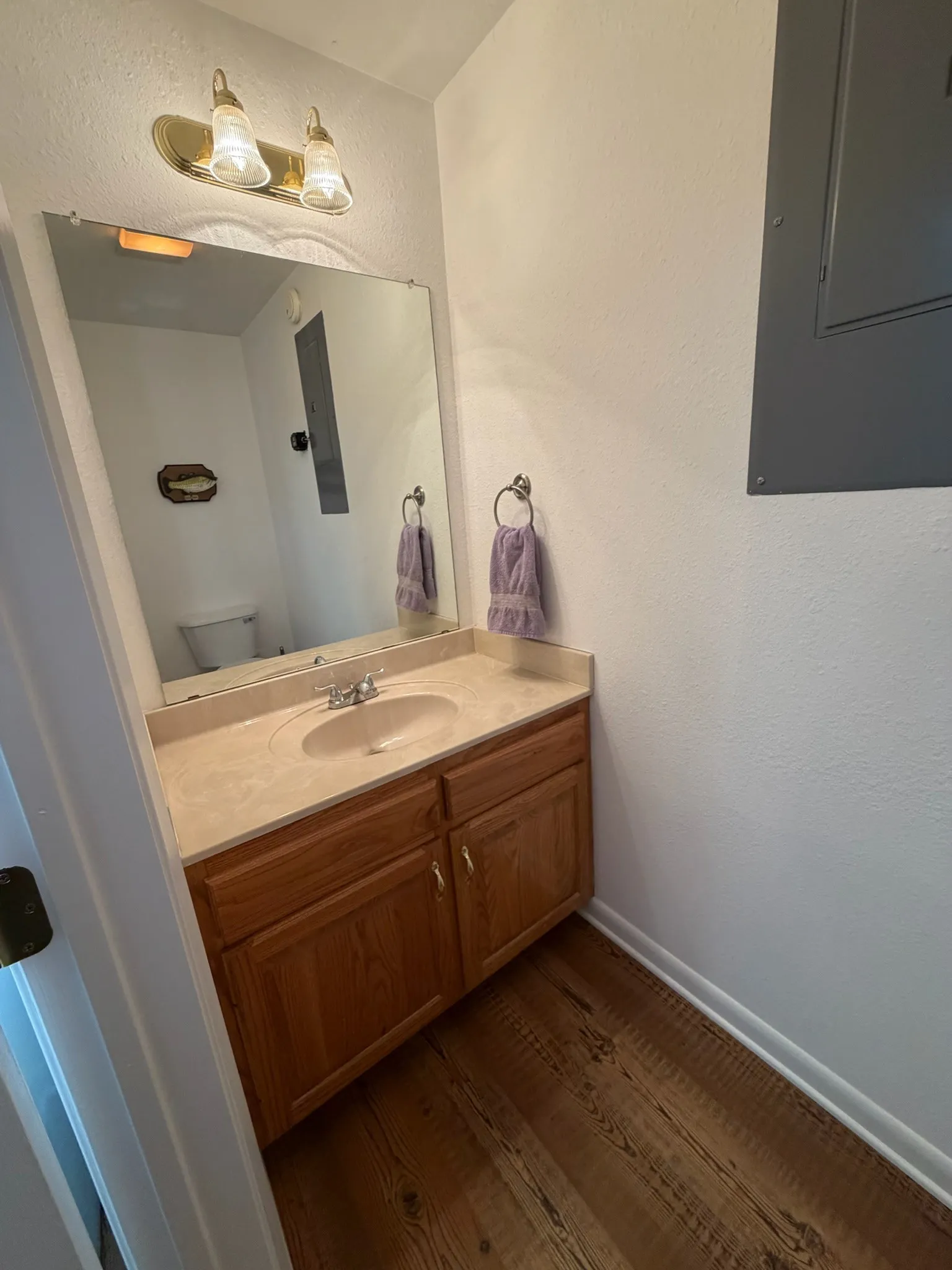Single Family Residence For Sale in Limestone County , 3281 LCR 486, Mexia, Texas 76667, 3 Bedroom, 3 Bathroom, Garage spaces, 1,860 Sqft, built in 2001, mls#21385457, Real Estate Agent in Mexia, Homes For Sale in Limestone county, Homes For Sale in Mexia, Realtor in Mexia Texas, Real Estate Brokerage Independent Realty Texas, Luminita Cordes Realtor