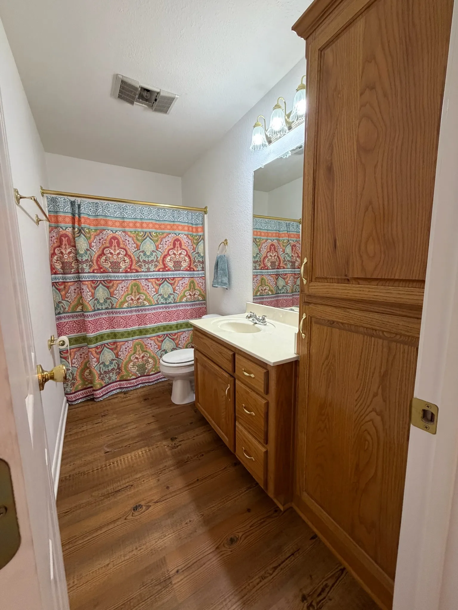 Single Family Residence For Sale in Limestone County , 3281 LCR 486, Mexia, Texas 76667, 3 Bedroom, 3 Bathroom, Garage spaces, 1,860 Sqft, built in 2001, mls#21385457, Real Estate Agent in Mexia, Homes For Sale in Limestone county, Homes For Sale in Mexia, Realtor in Mexia Texas, Real Estate Brokerage Independent Realty Texas, Luminita Cordes Realtor